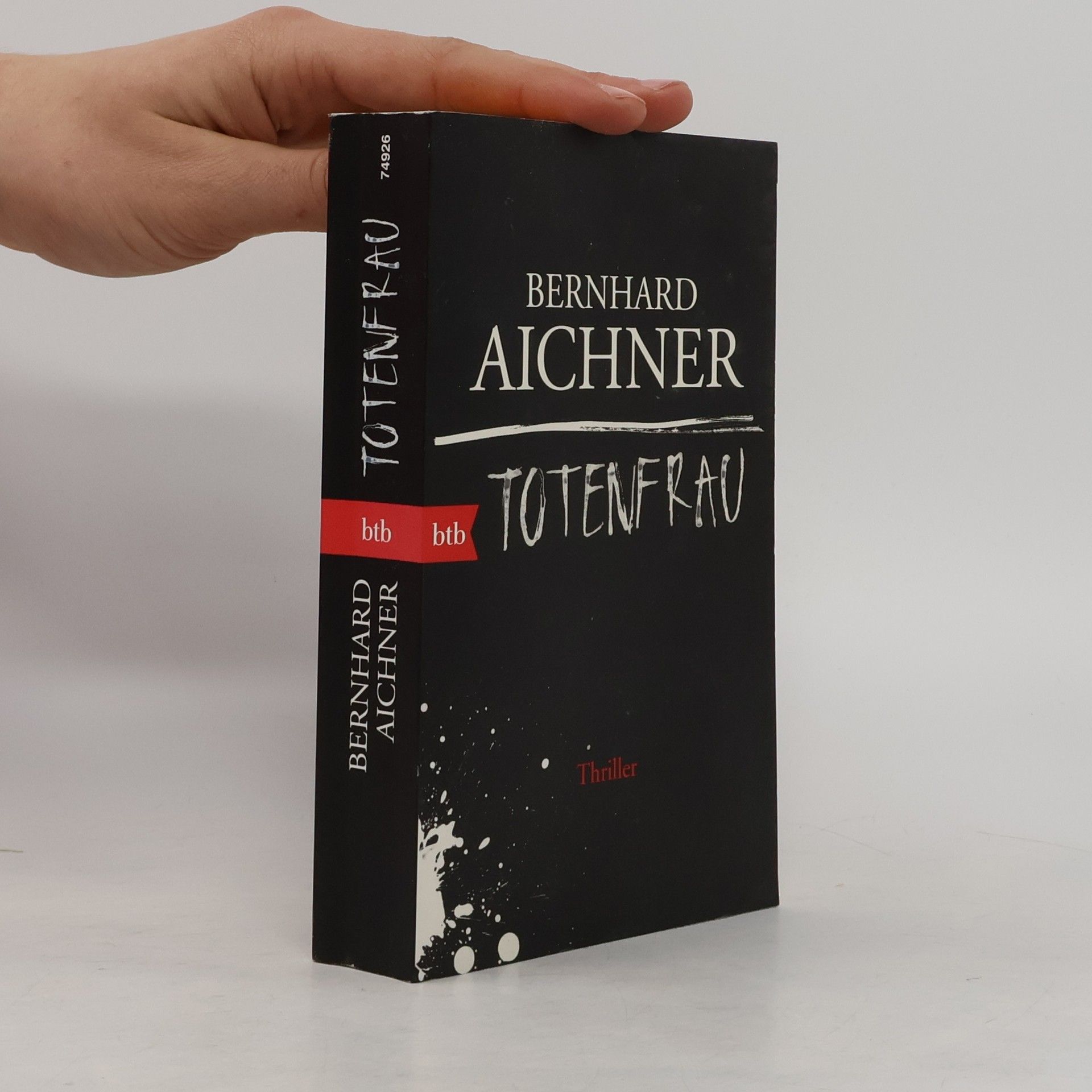 Bernhard Aichner Totenfrau