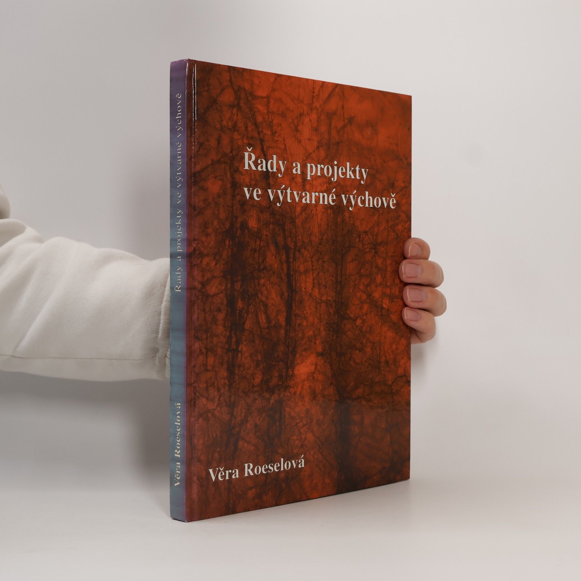 Věra Roeselová Řady a projekty ve výtvarné výchově