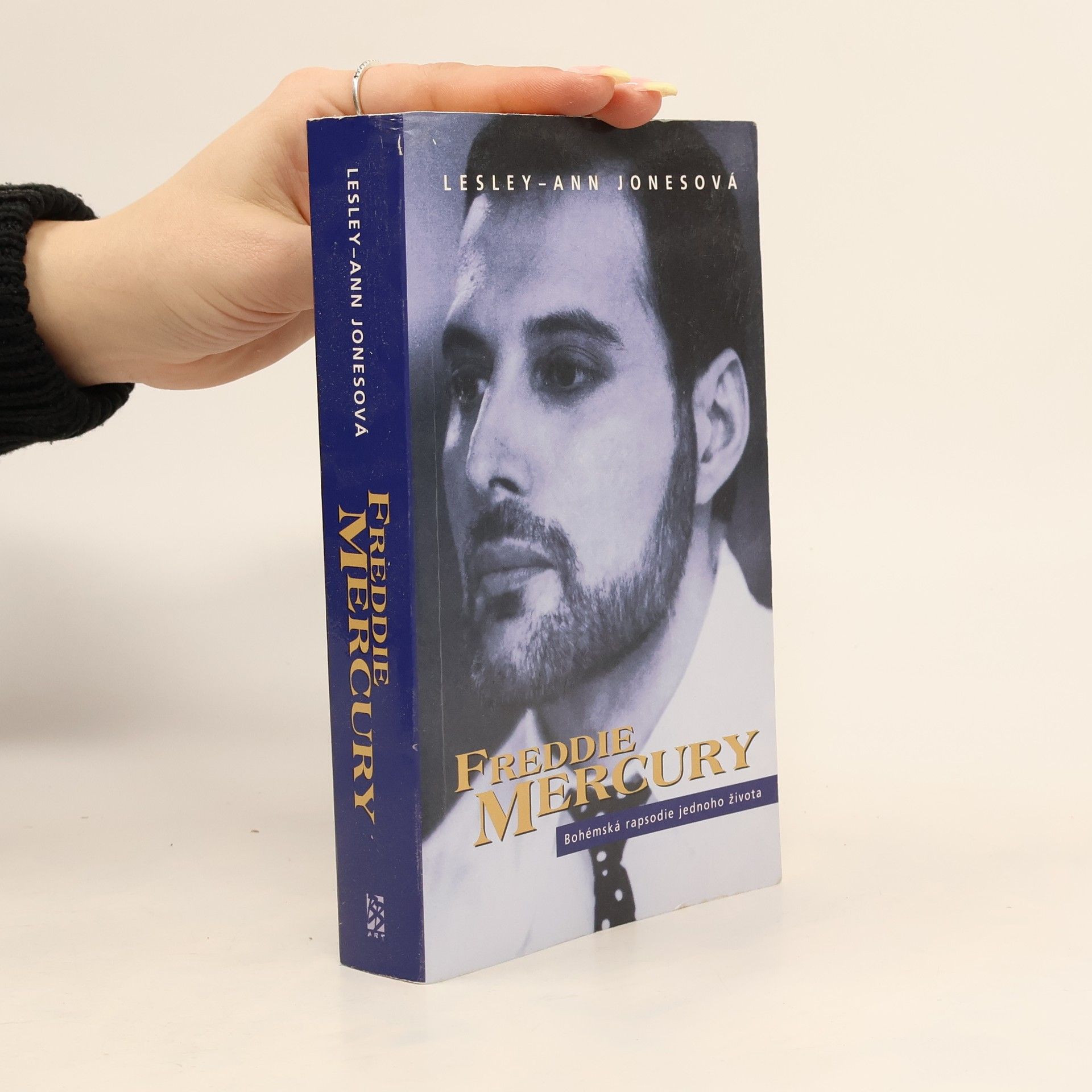Lesley-Ann Jones Freddie Mercury