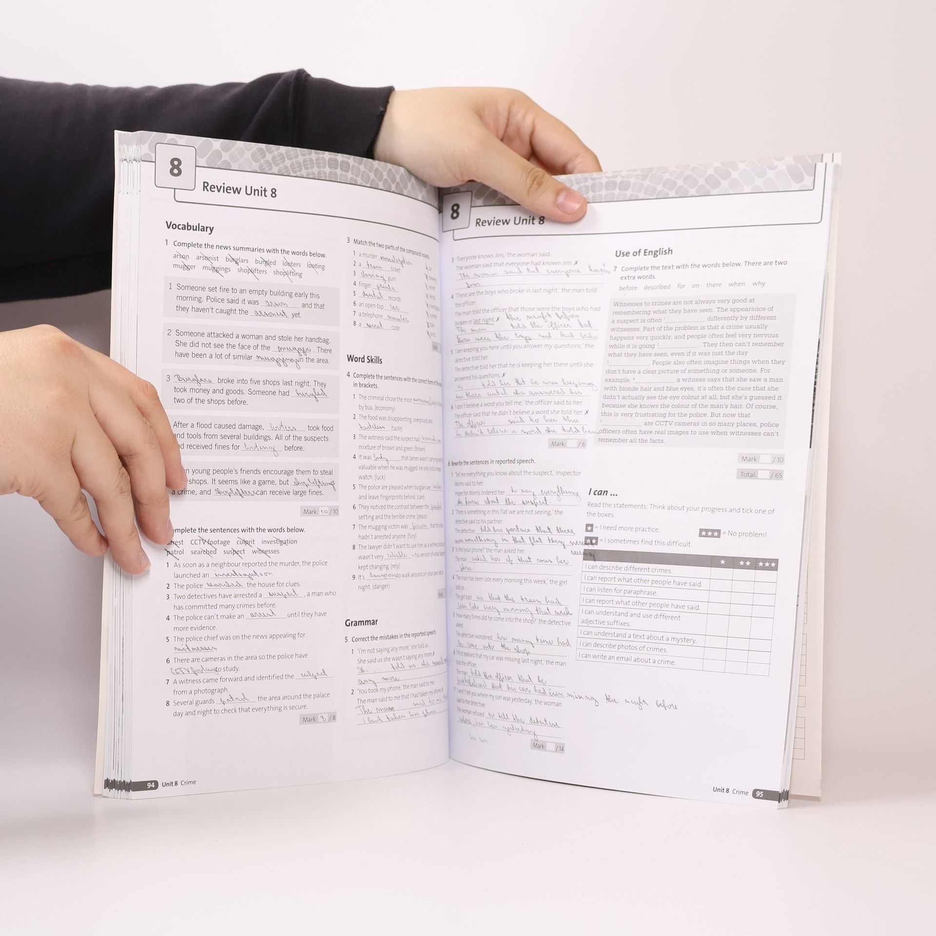 Tim Falla Maturita Solutions. Pre-Intermediate. Workbook