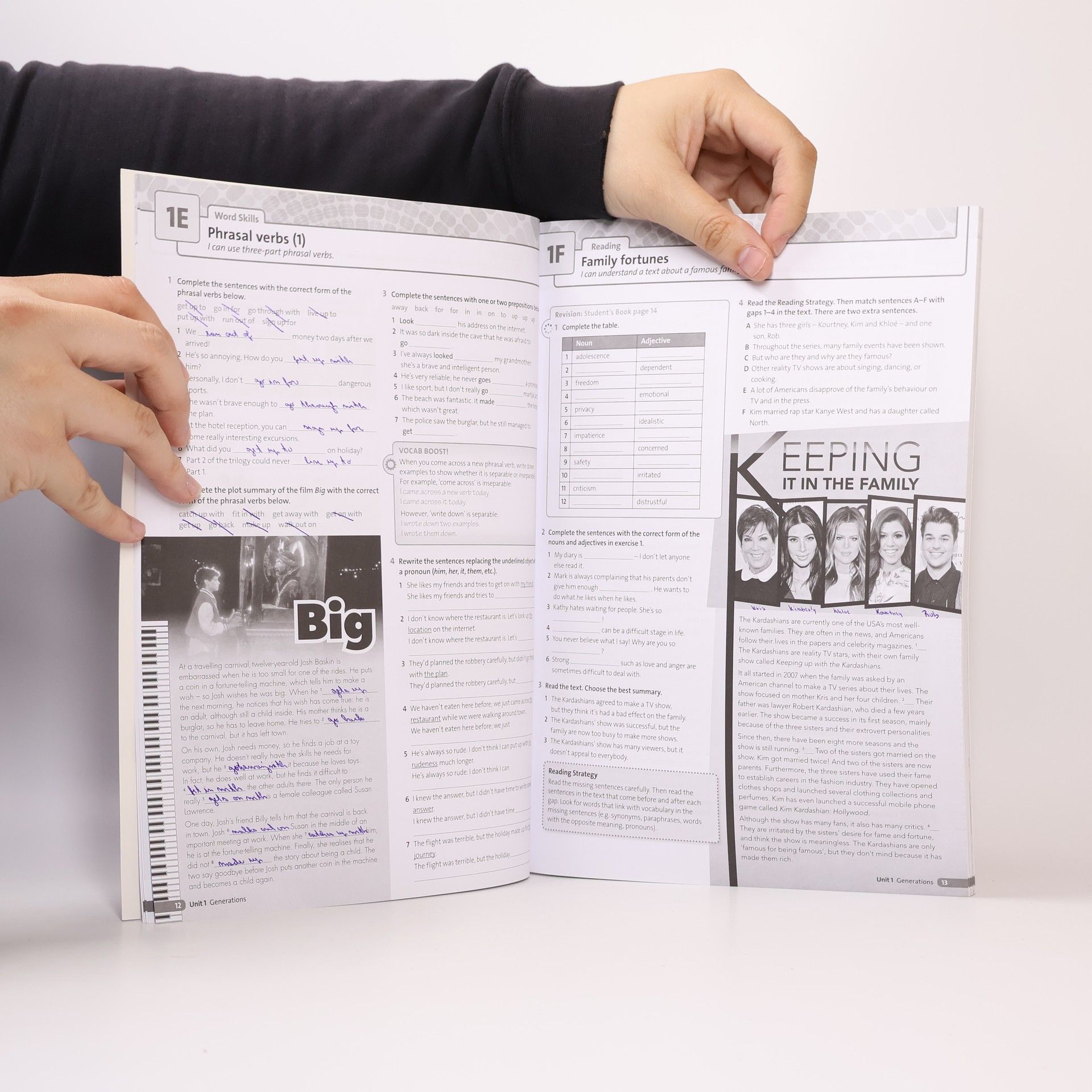 Autorenkollektiv Maturita Solutions: Intermediate - Workbook