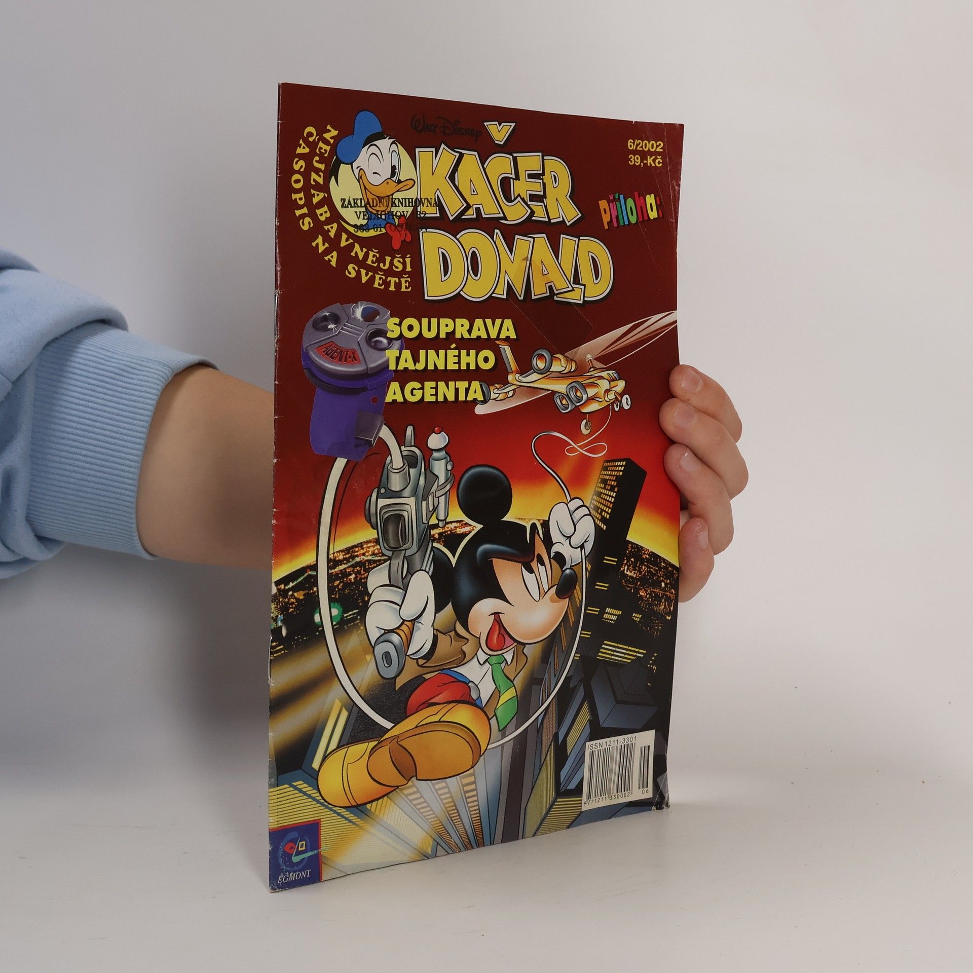 Kolektiv autorů Kačer Donald 6/2002