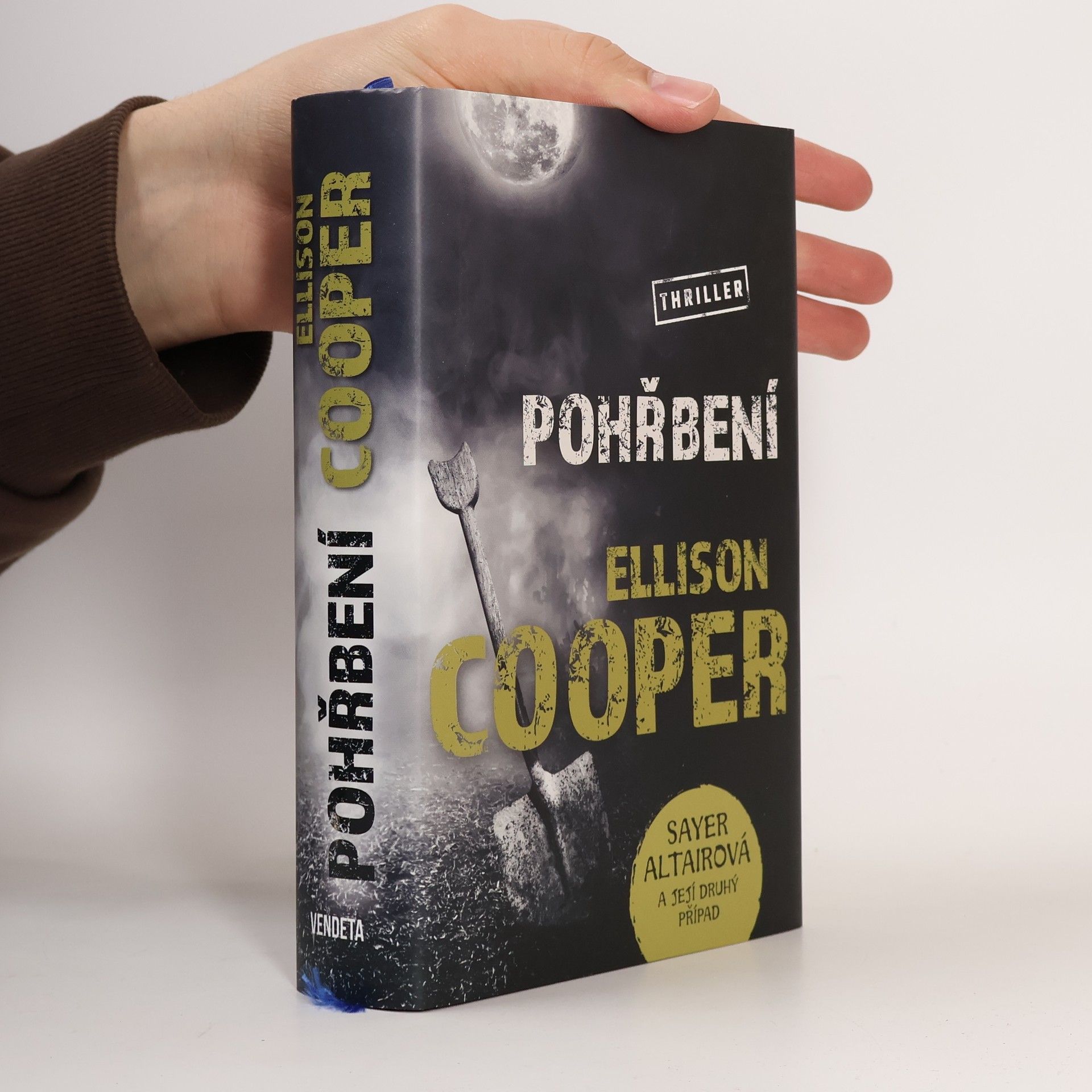 Ellison Cooper Pohřbení