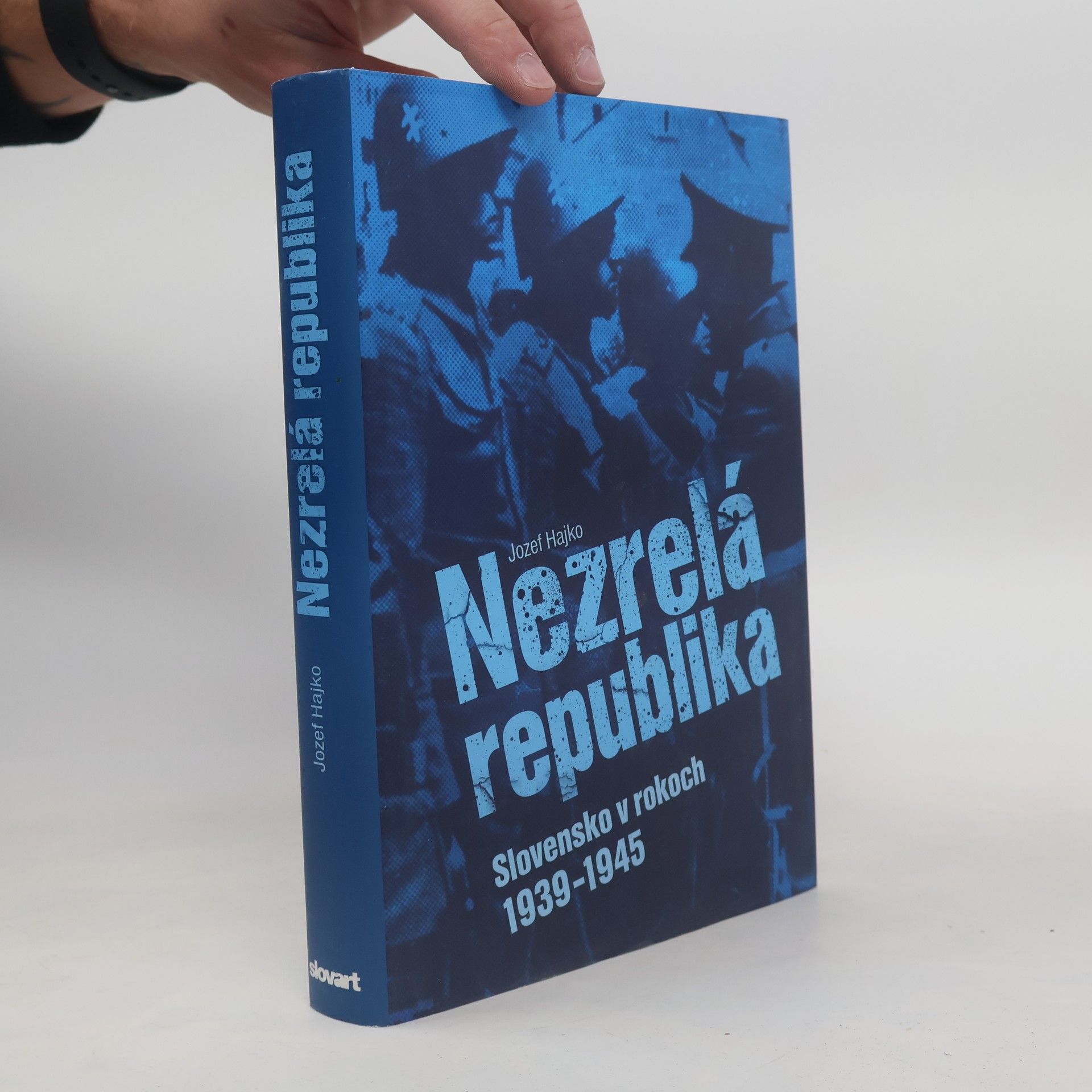 Jozef Hajko Nezrelá republika