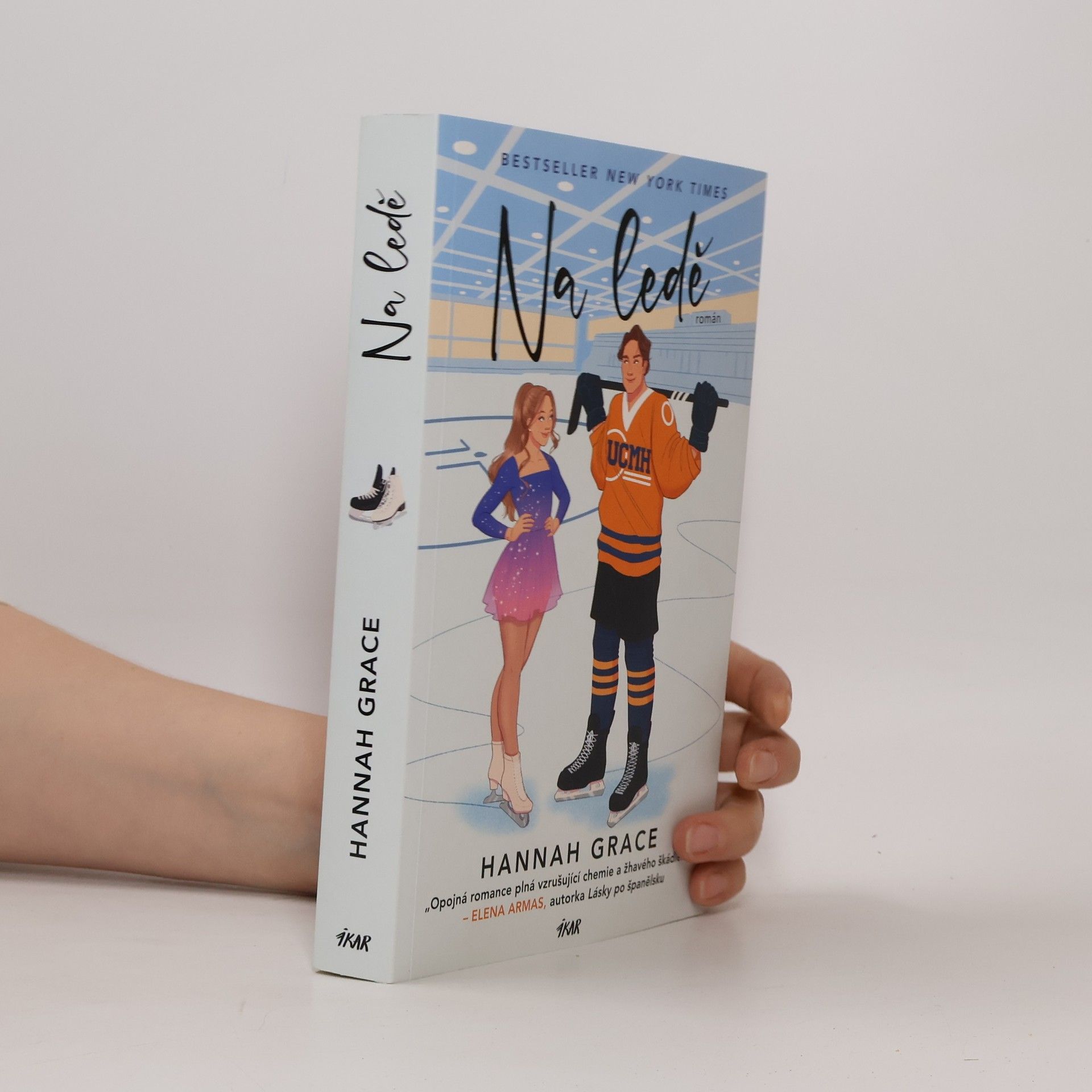 Hannah Grace Na ledě