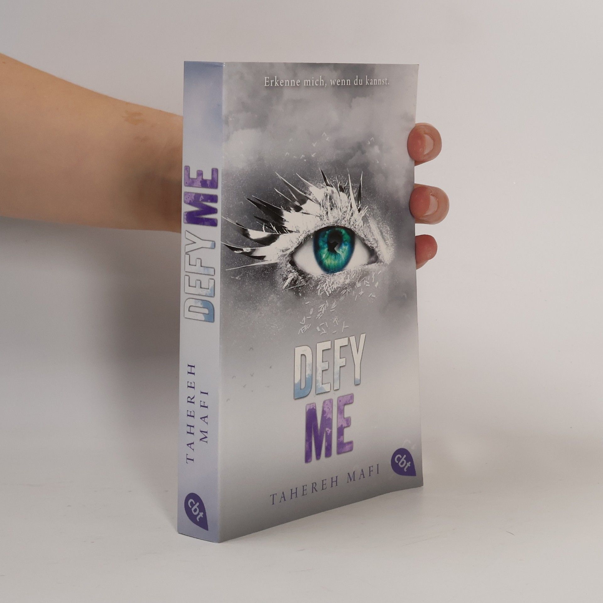 Tahereh Mafi Defy Me