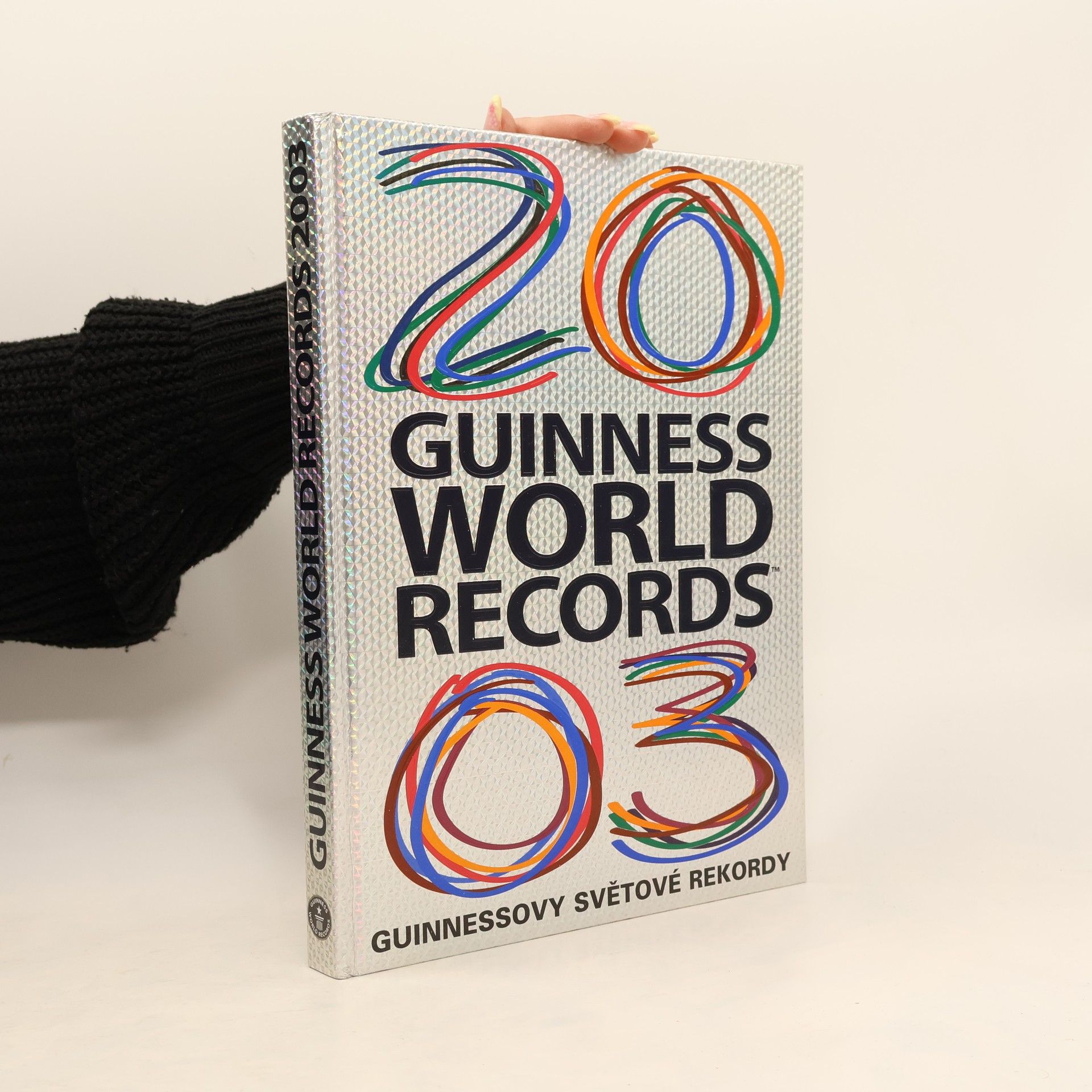 Studio editoriale Menabò. (Como) Guinness world records 2003. Guinnessovy světové rekordy 2003