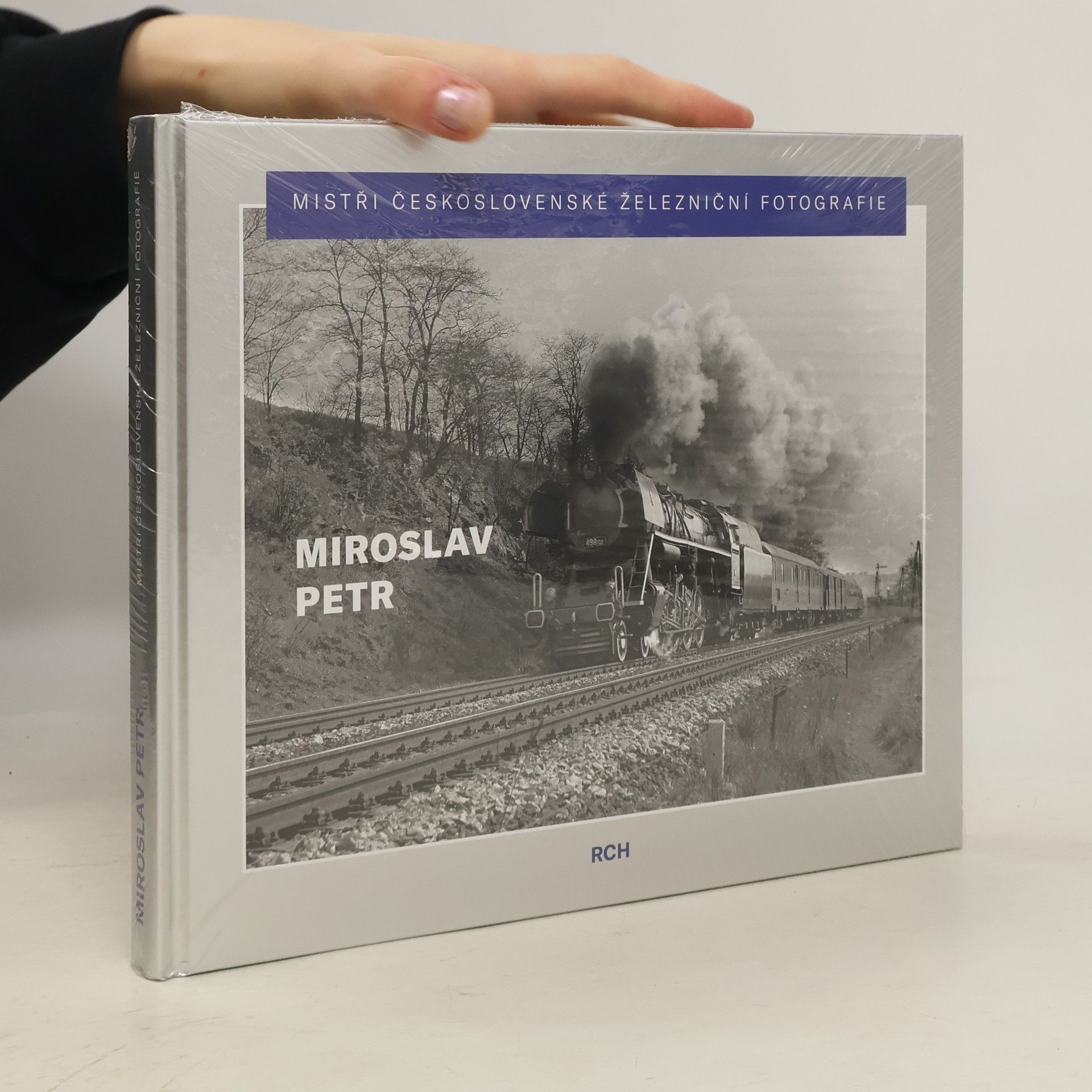 Mistři československé železniční fotografie