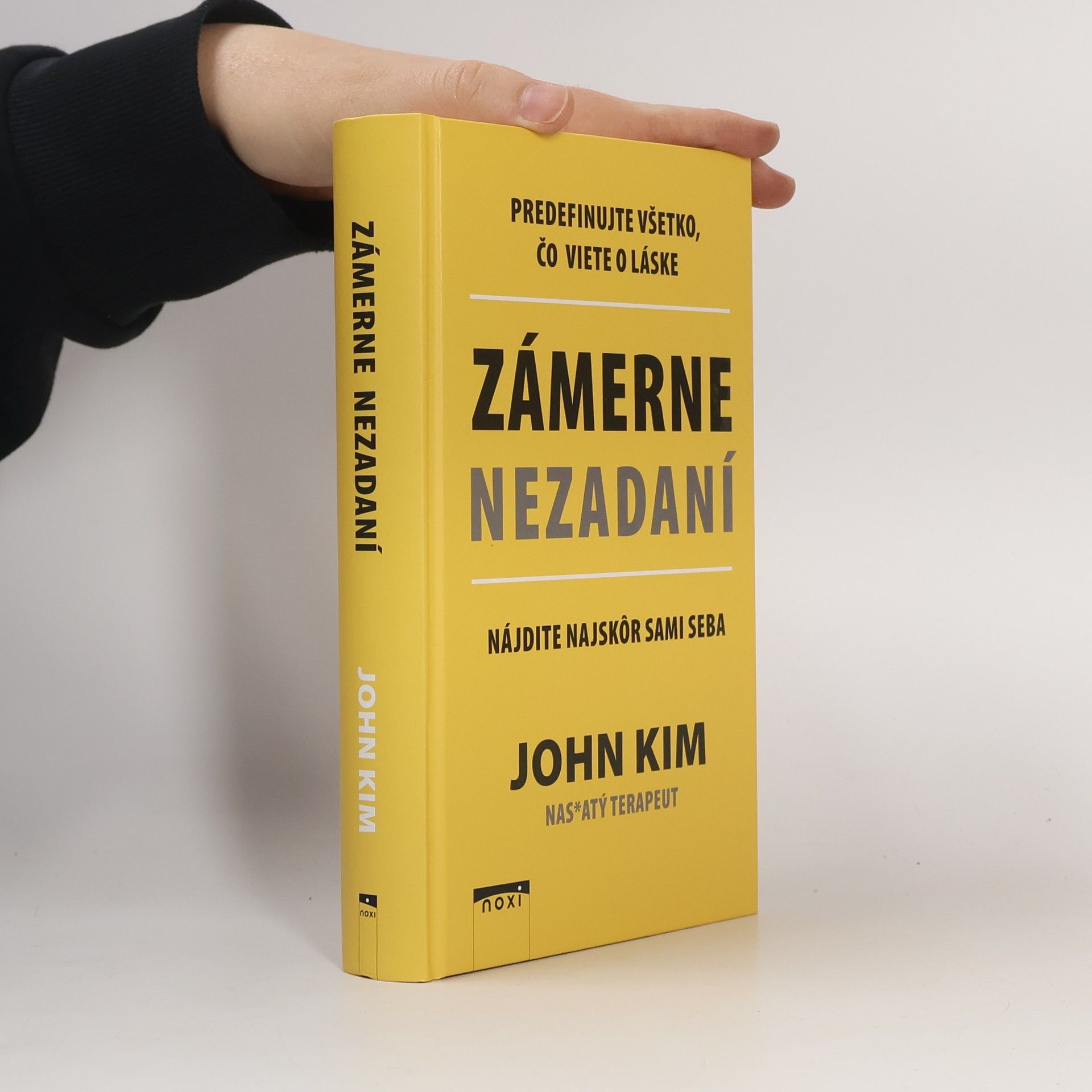 John Kim Zámerne nezadaní
