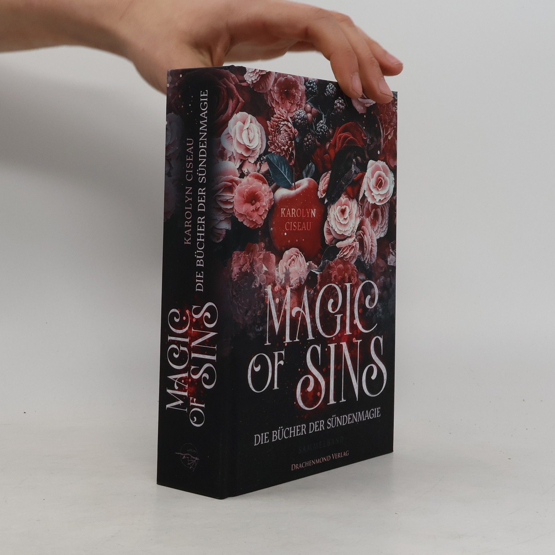 Karolyn Ciseau Magic of sins