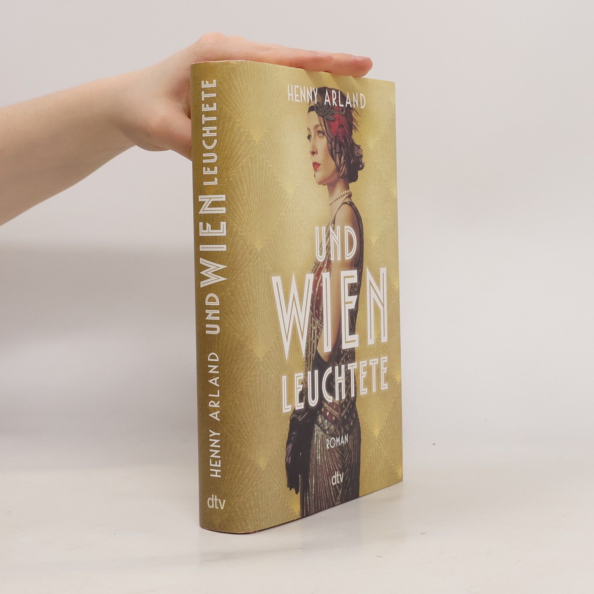 Henny Arland Und Wien leuchtete