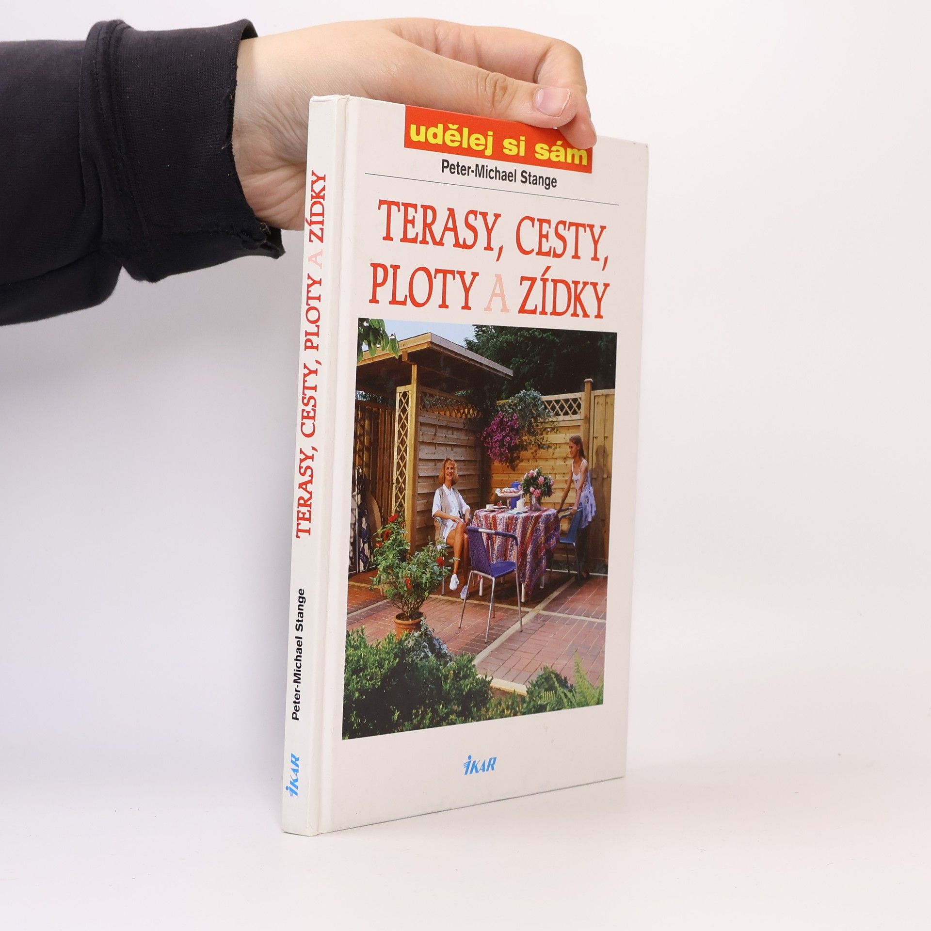 Peter Michael Stange Terasy, cesty, ploty a zídky