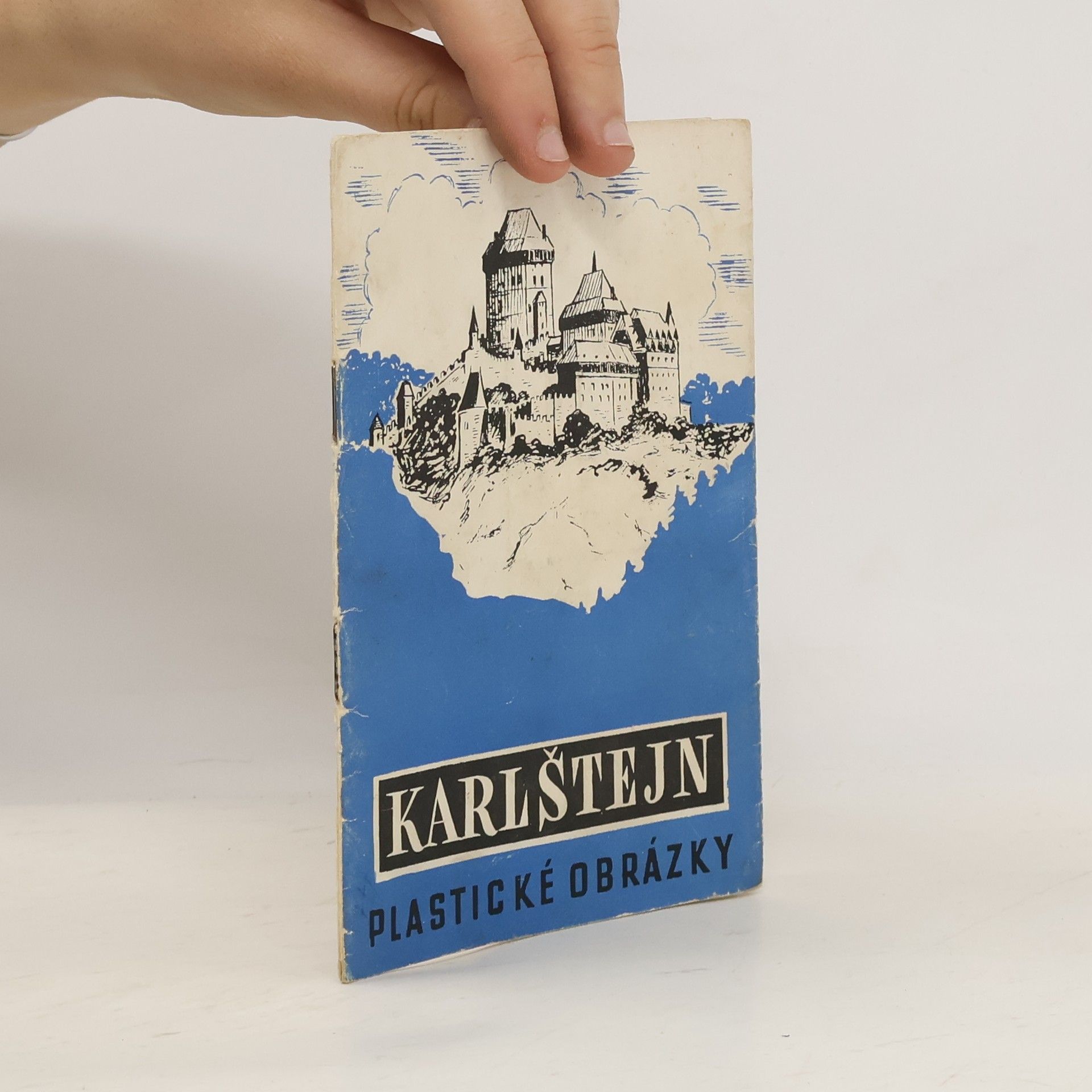 Collectif d'auteurs Karlštejn, plastické obrázky