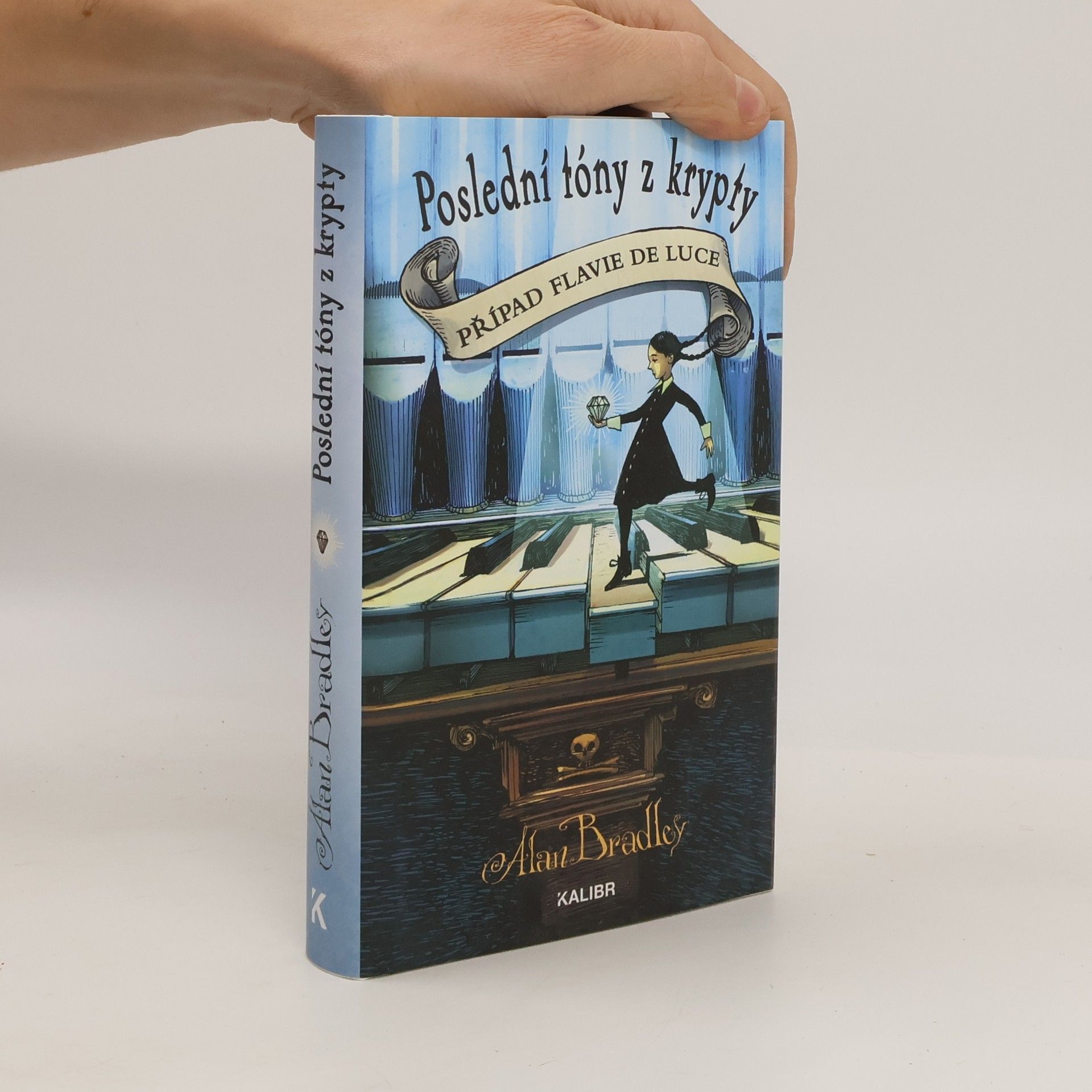 C. Alan Bradley Poslední tóny z krypty