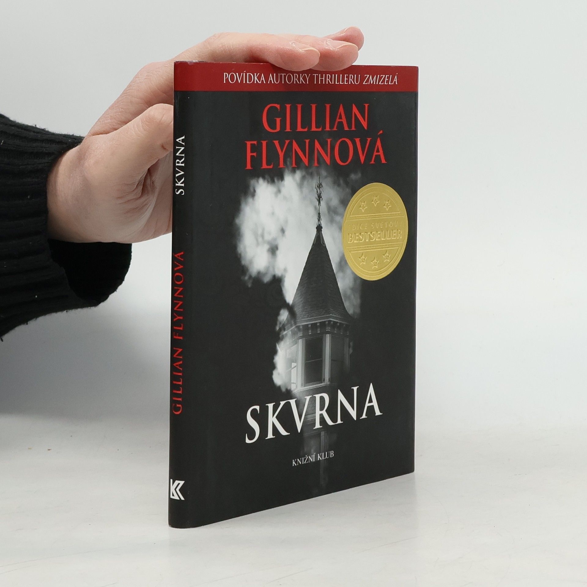 Gillian Flynn Skvrna