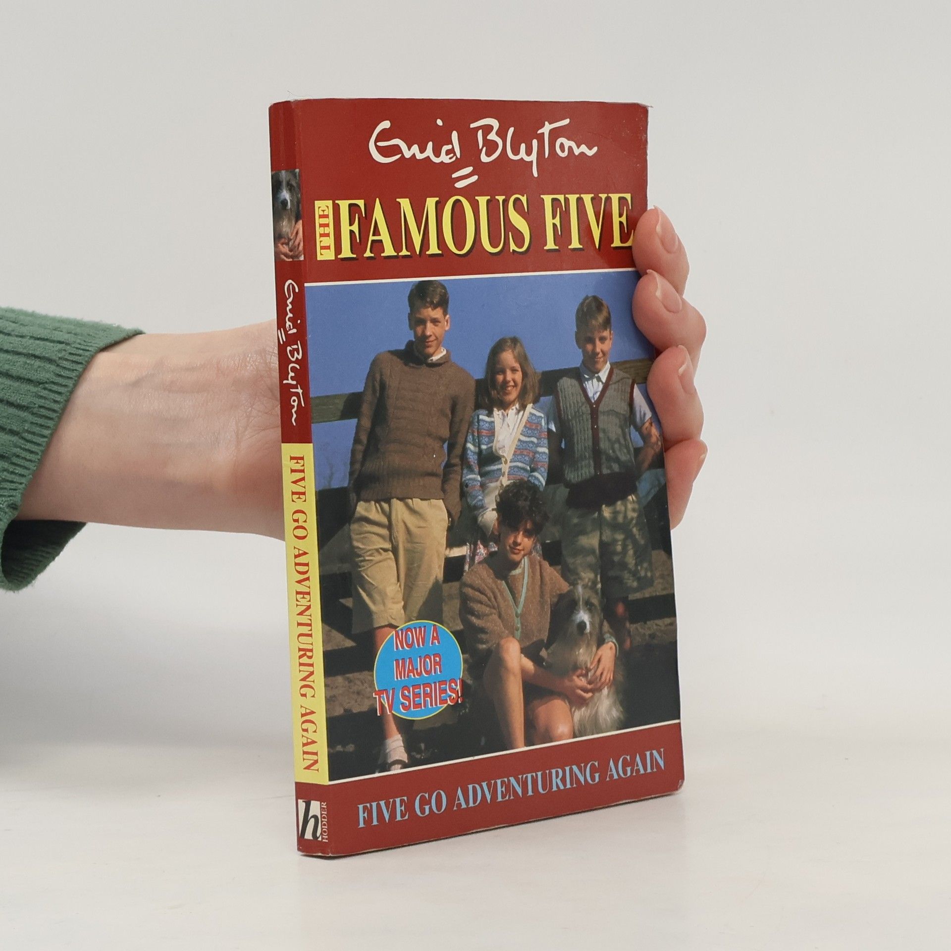 Enid Blyton The Famous Five - 2: Five Go Adventuring Again