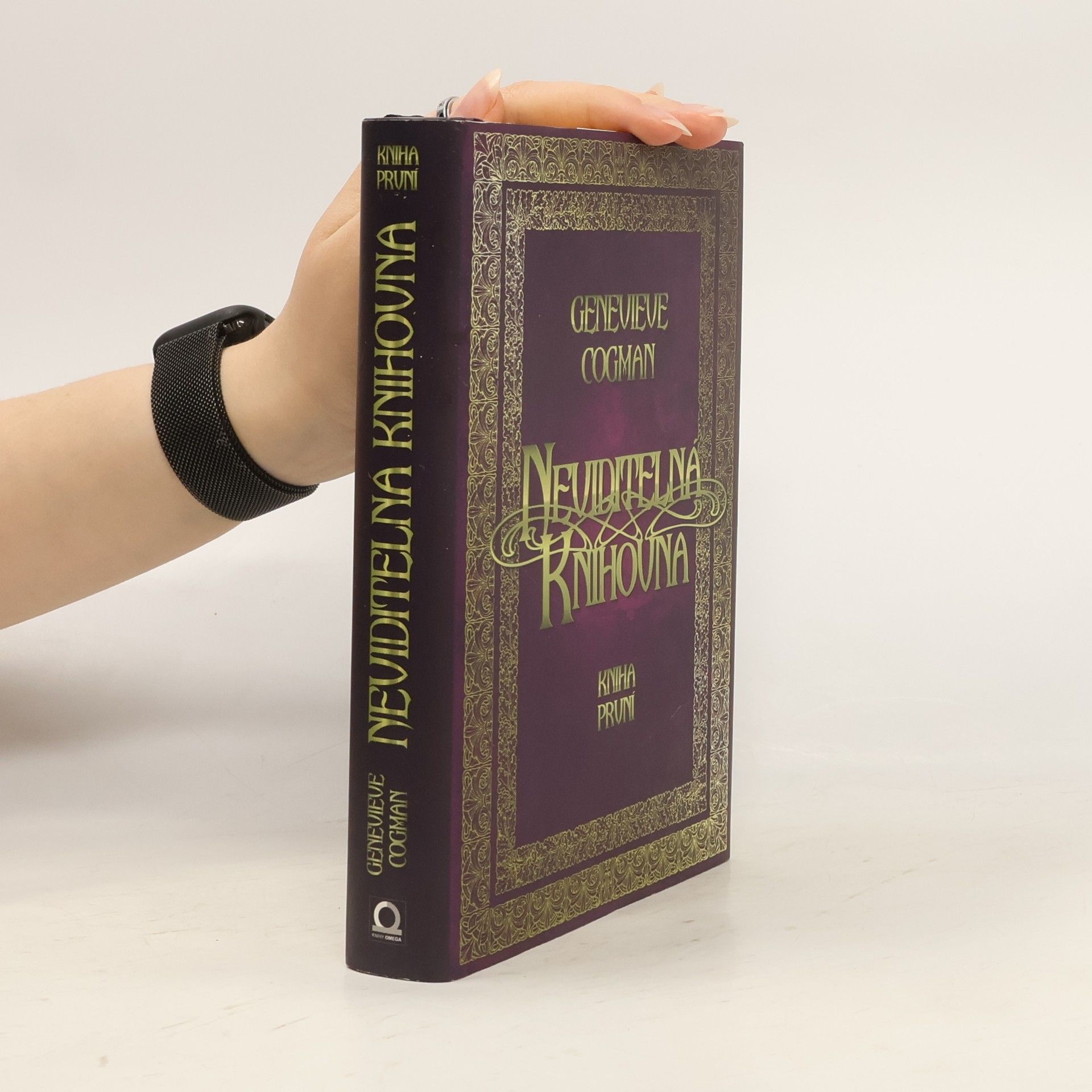 Genevieve Cogman Neviditelná knihovna