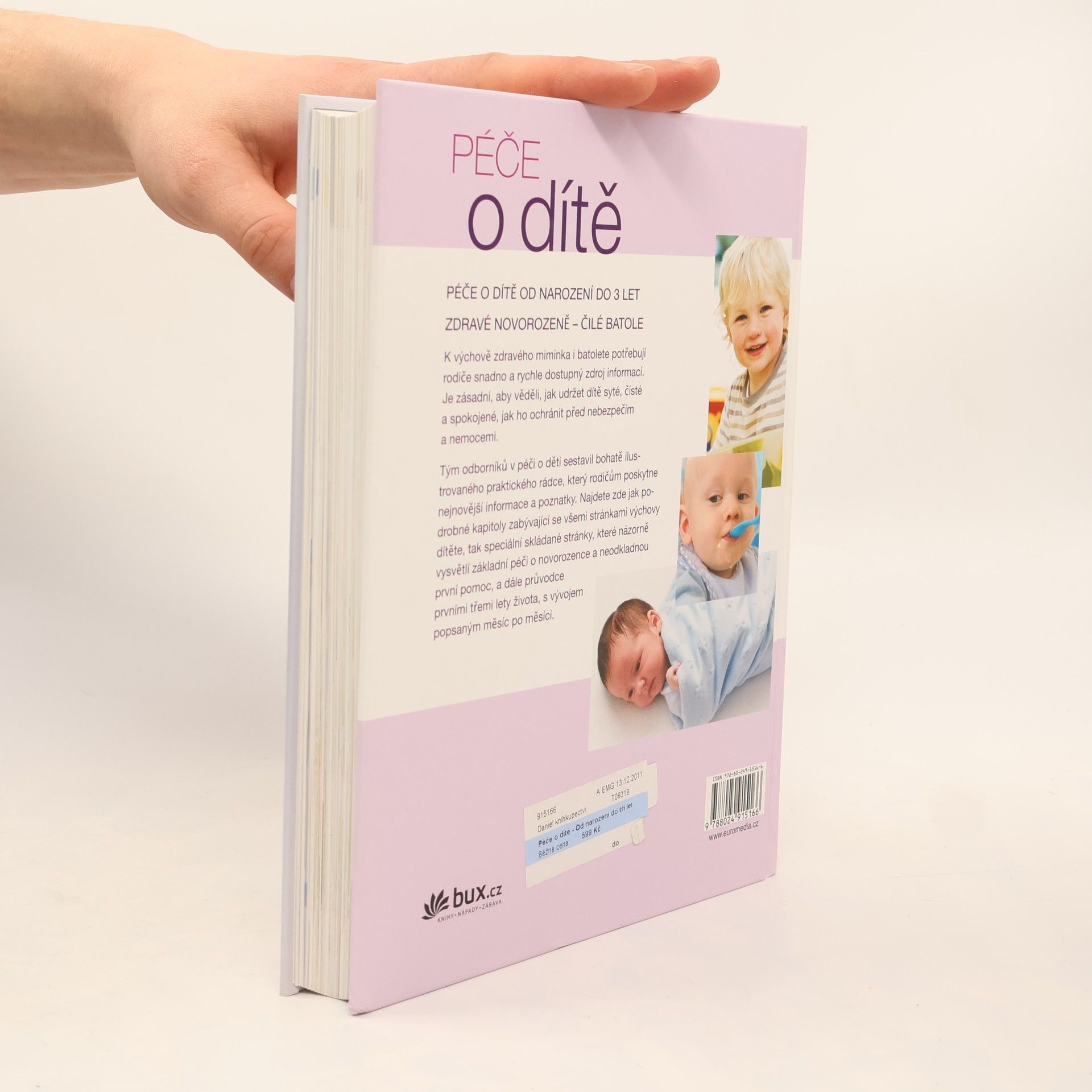 A. J. R. Waterston Péče o dítě : od narození do tří let