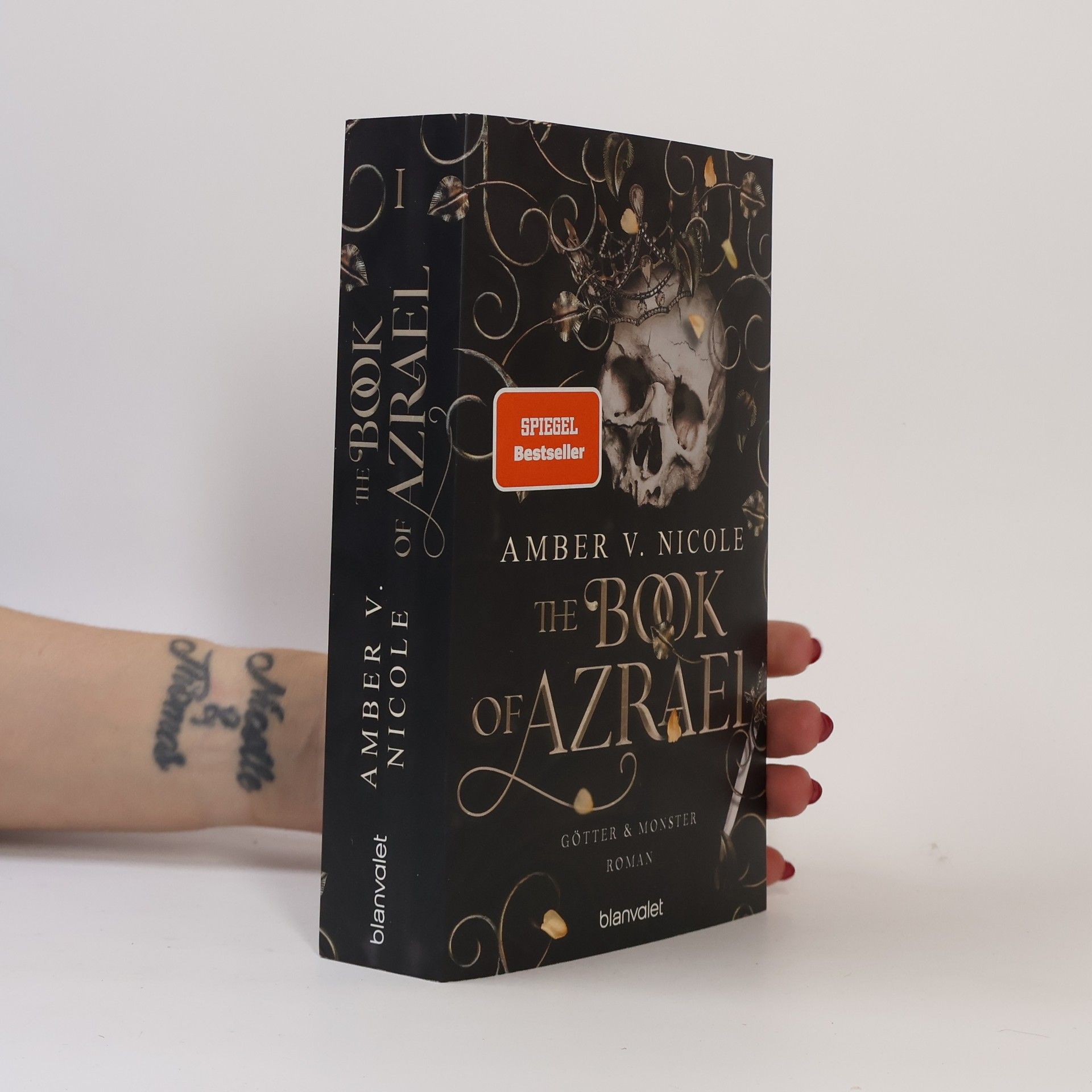 Amber V. Nicole The Book of Azrael