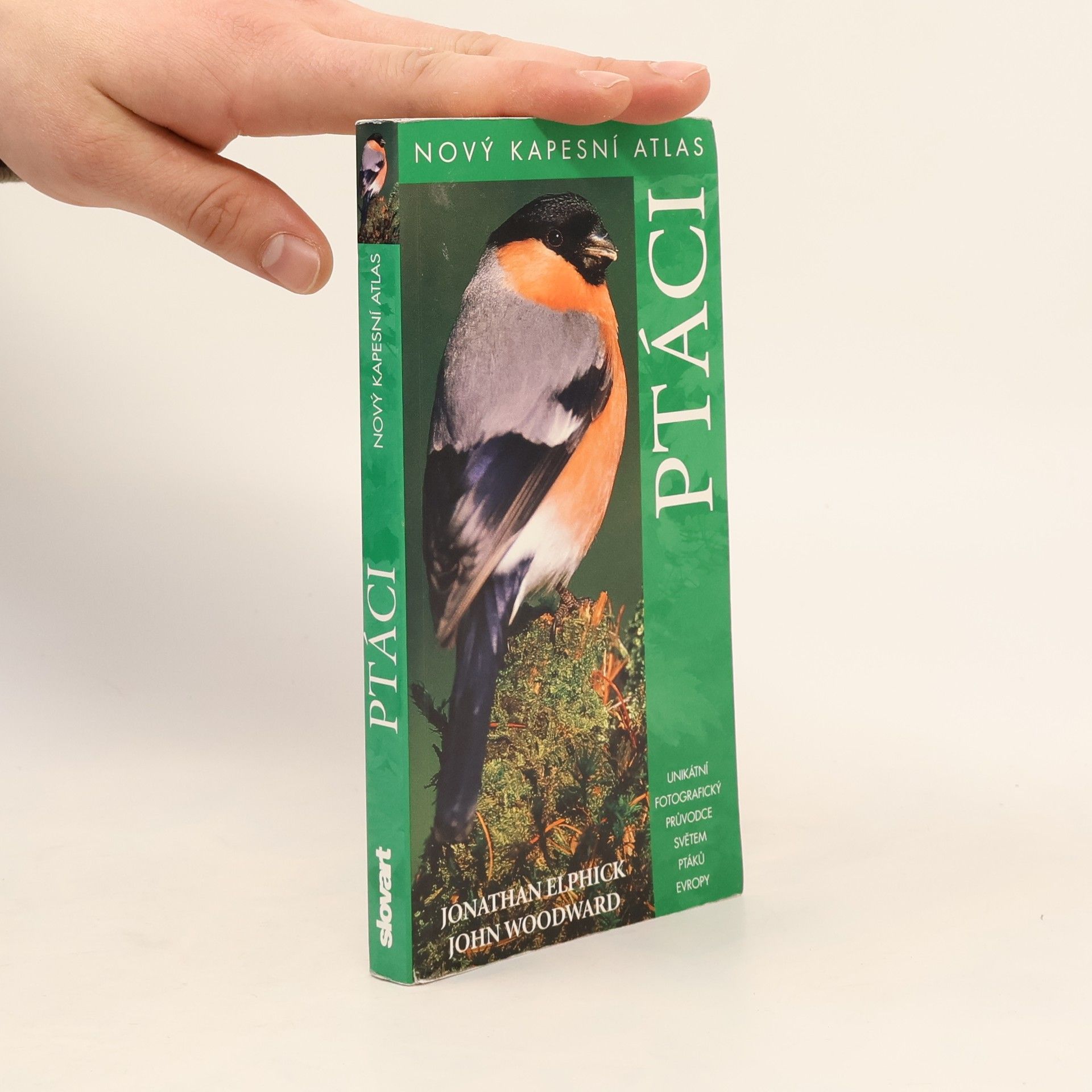 Jonathan Elphick Ptáci: Nový kapesní atlas