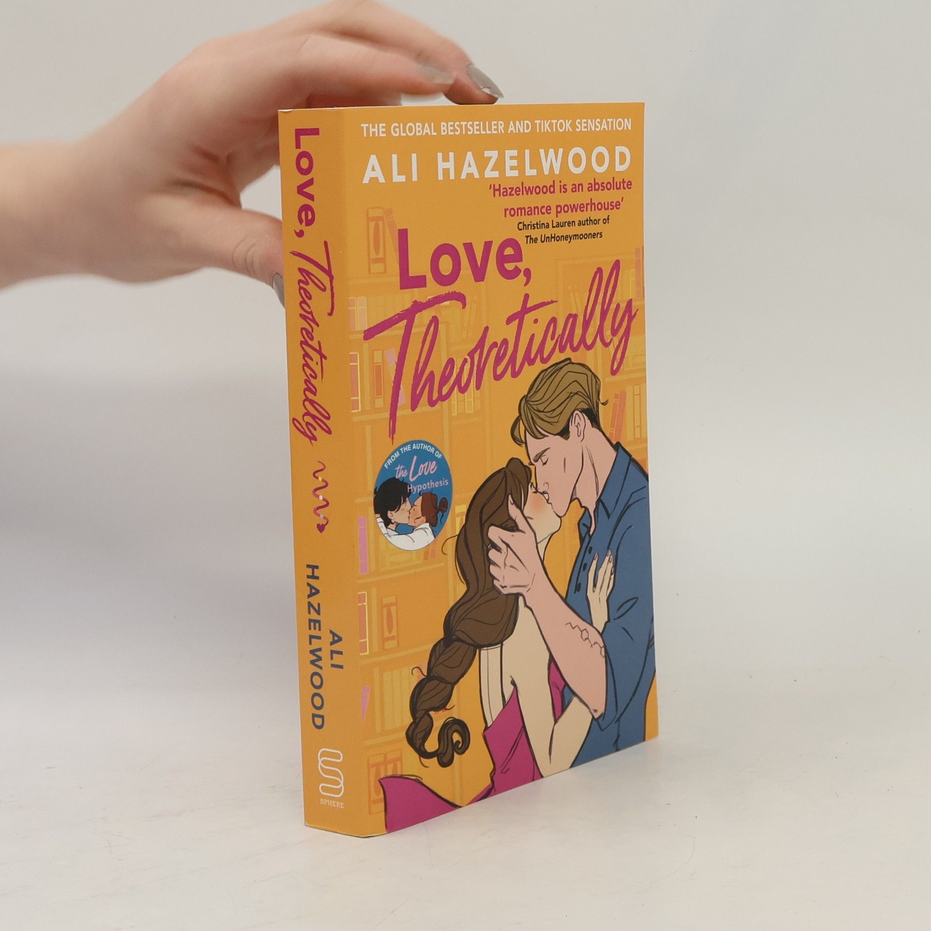 Ali Hazelwood Love, Theoretically