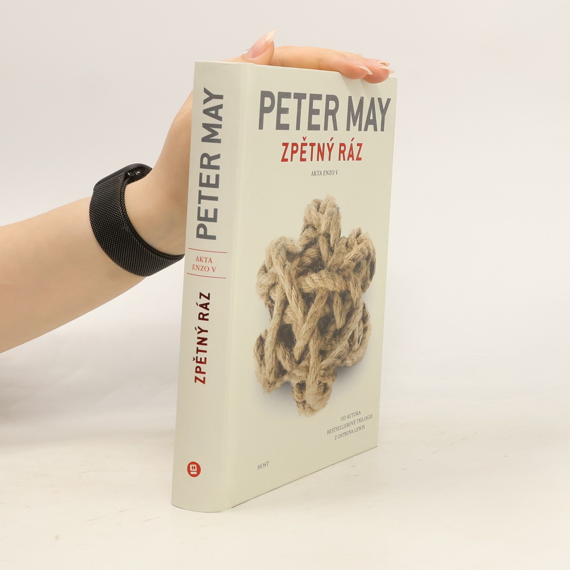 Peter May Zpětný ráz