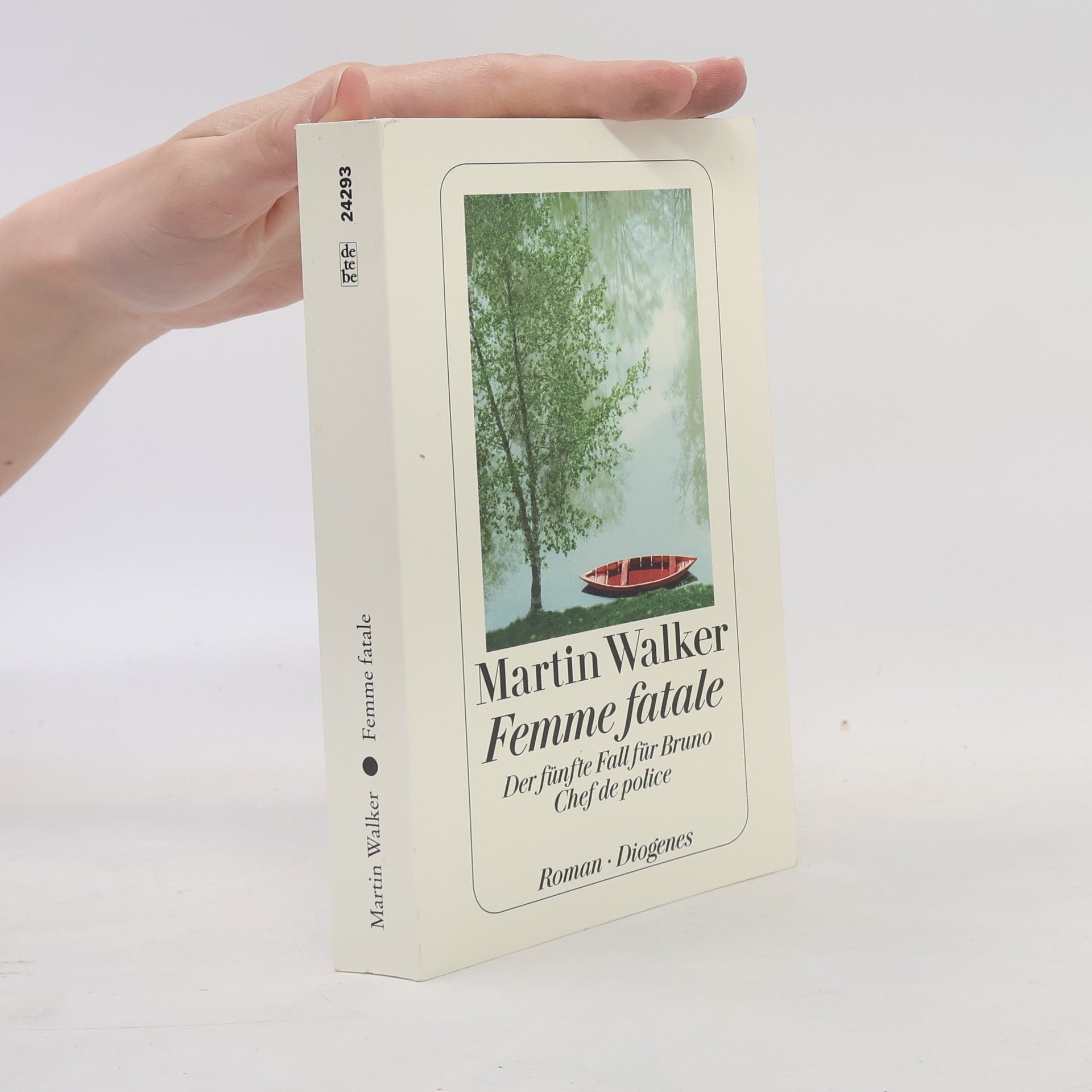 Martin Walker Femme fatale