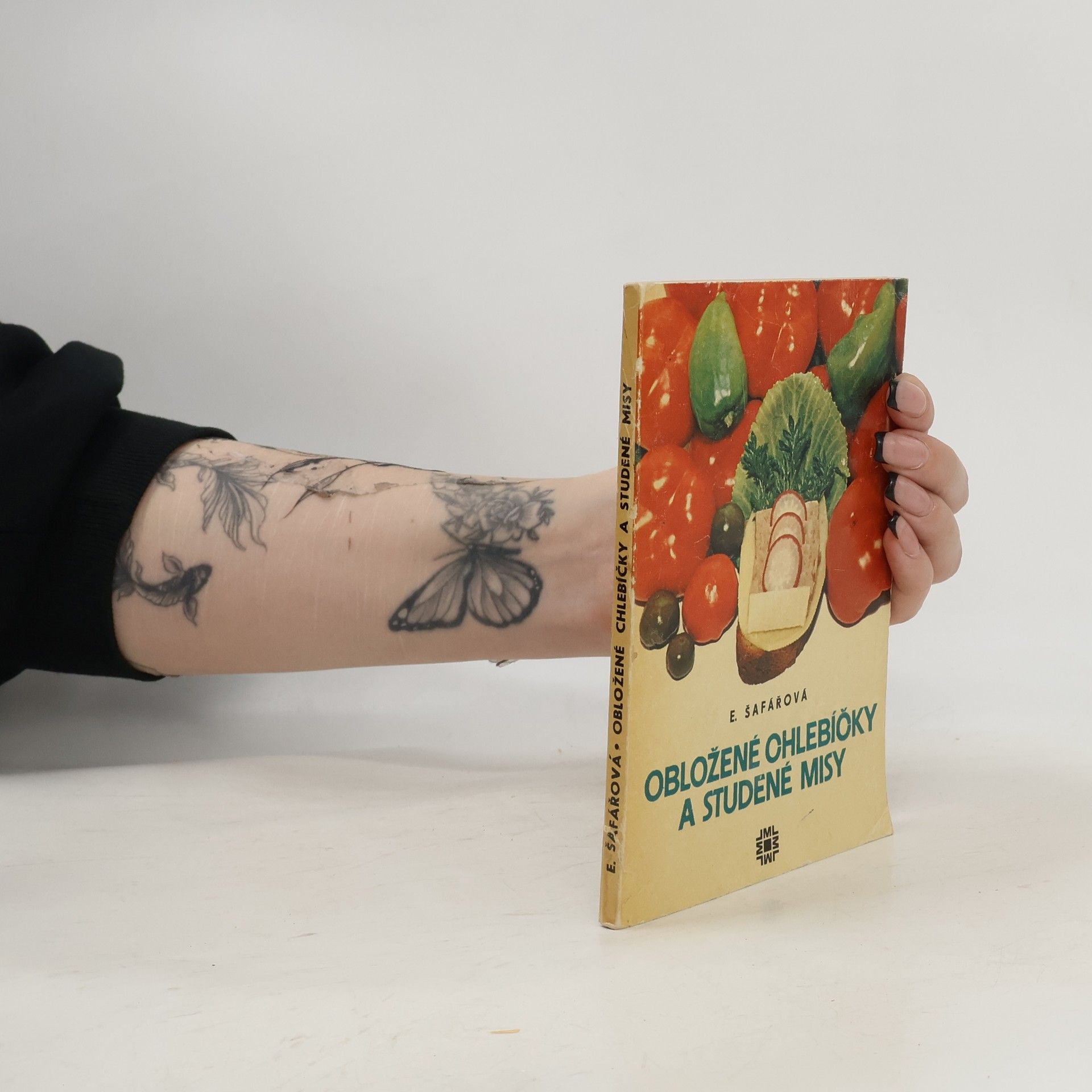 Eva Šafářová Obložené chlebíčky a studené misy