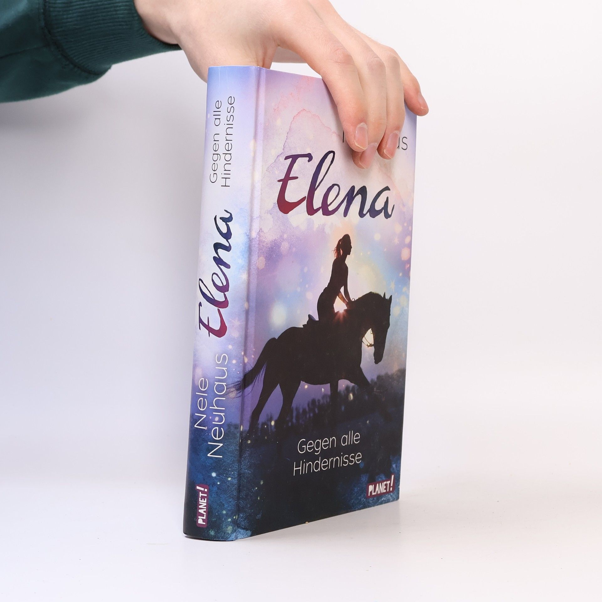 Nele Neuhaus Elena. Gegen alle Hindernisse