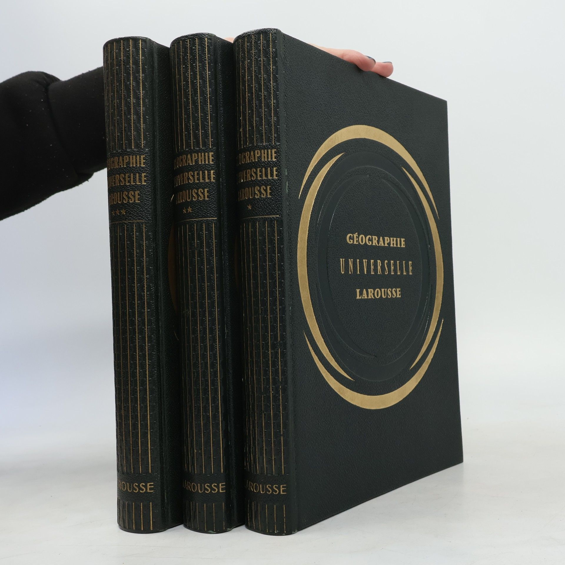 Kolektiv autorů Géographie universelle Larousse I-III