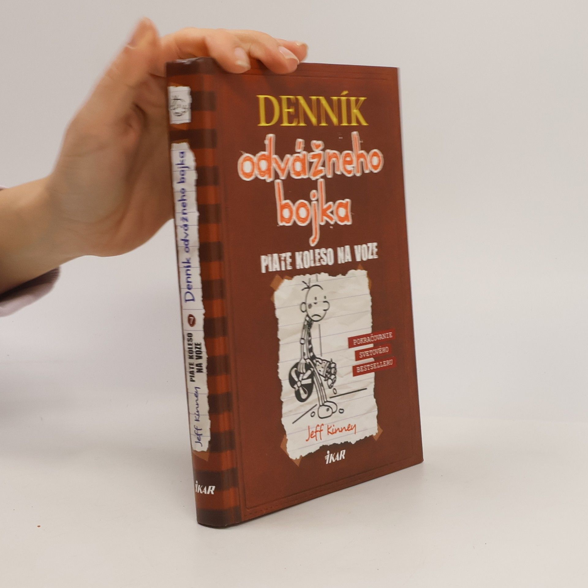 Jeff Kinney Denník odvážneho bojka 7. Piate koleso na voze