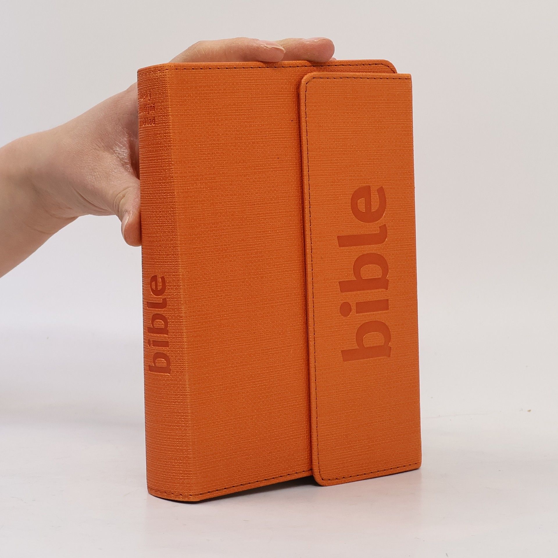 Autores varios Bible