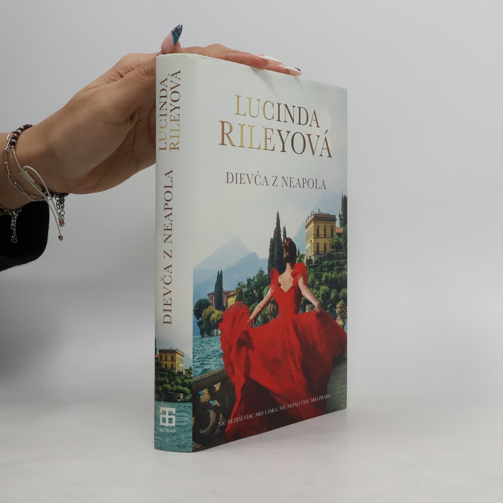 Lucinda Riley Dievča z Neapola