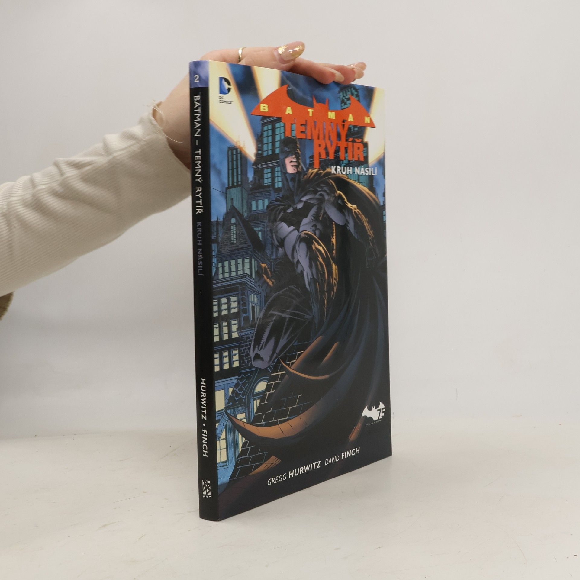 Batman - temný rytíř. Kniha druhá, Kruh násilí