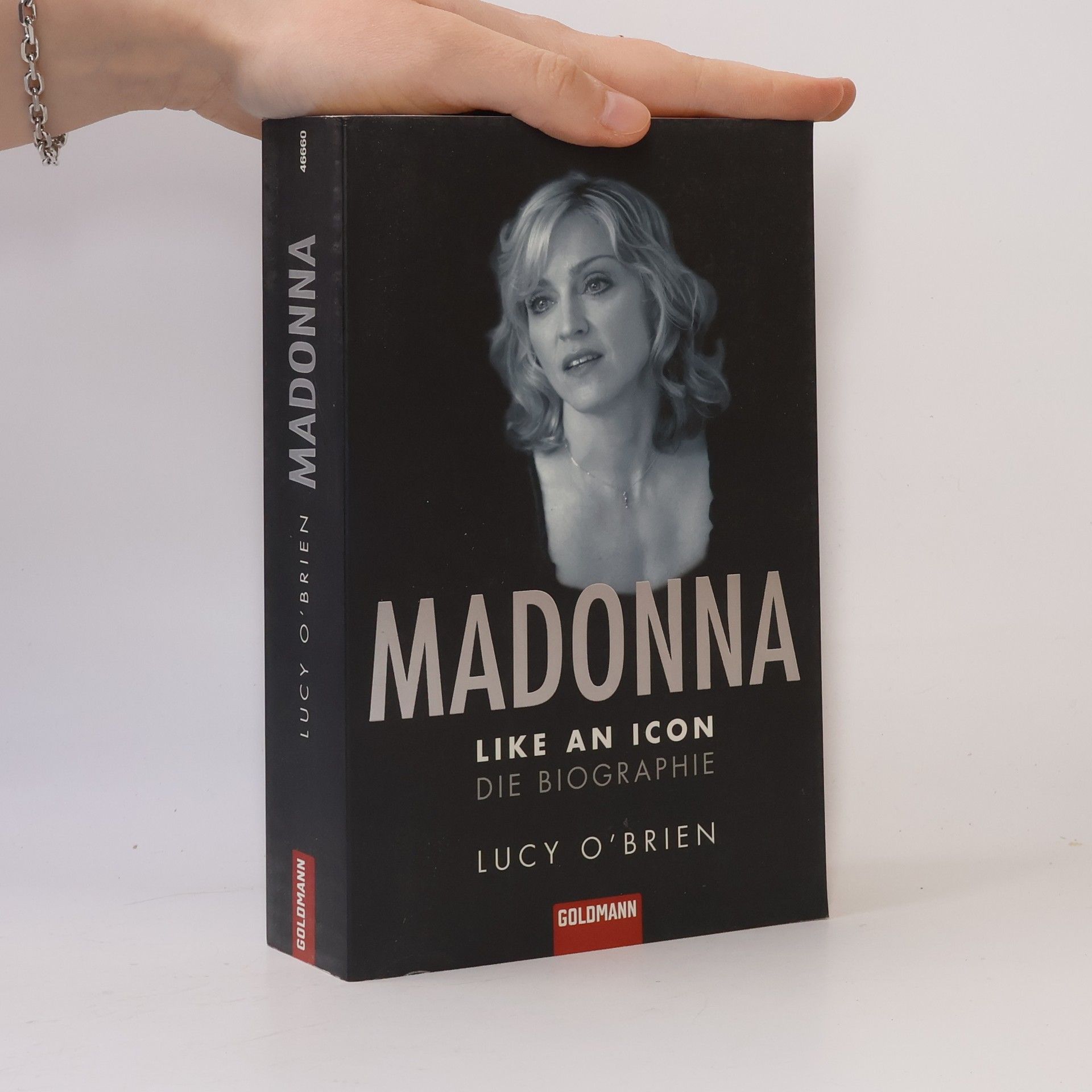 Lucy O'Brien Madonna