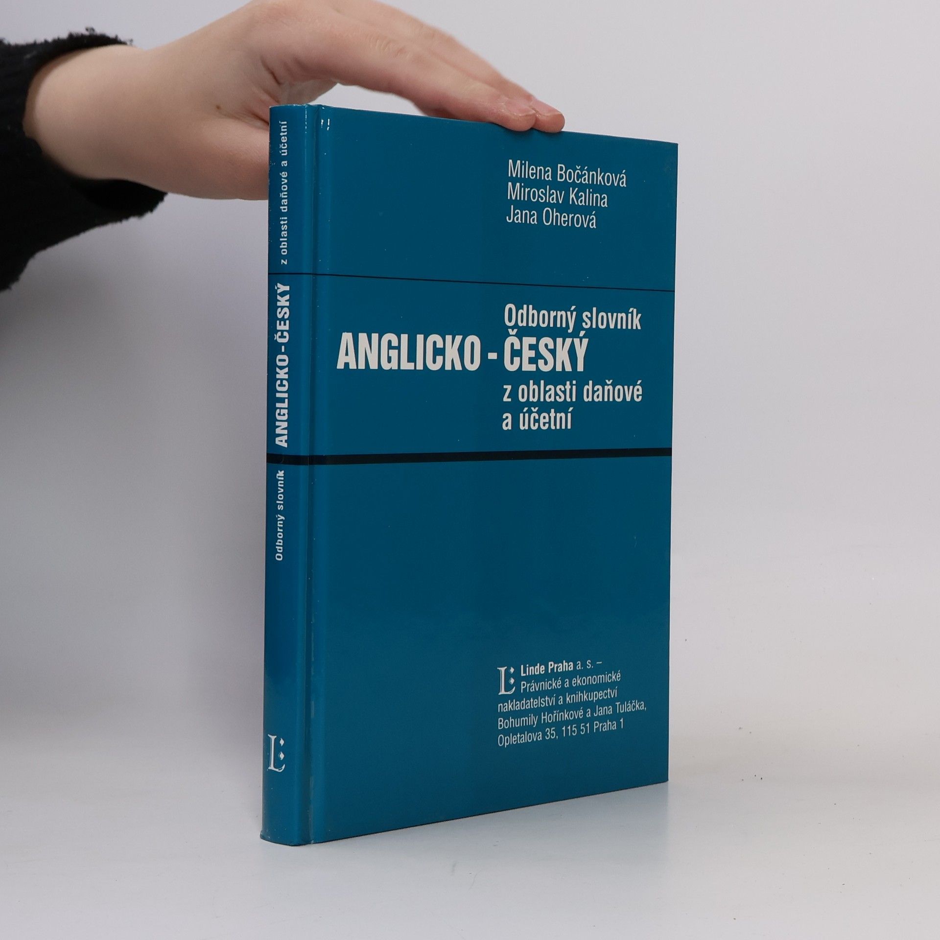 Milena Bočáková Odborný slovník česko-anglický z oblasti daňové a účetní