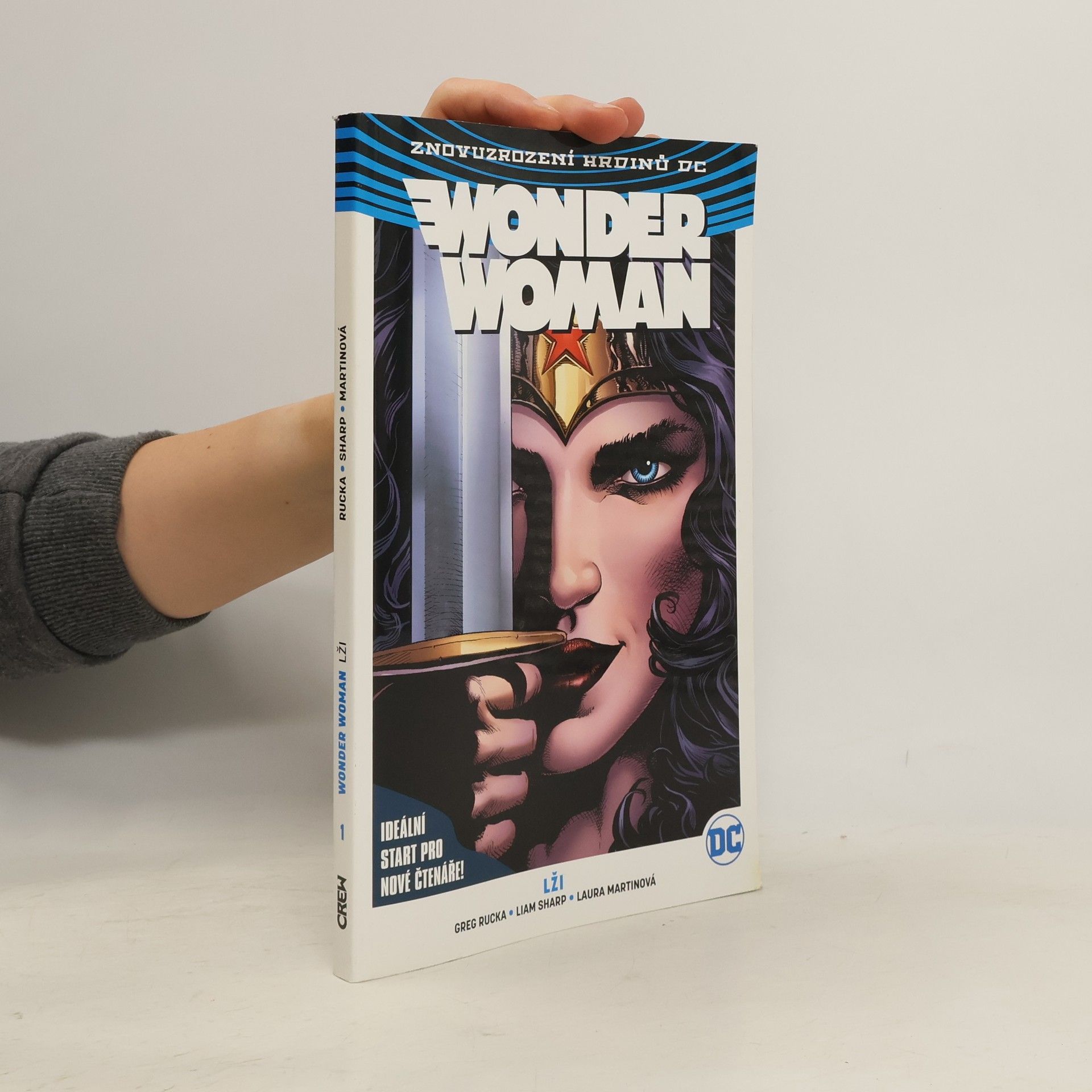 Greg Rucka Wonder Woman. Kniha první, Lži