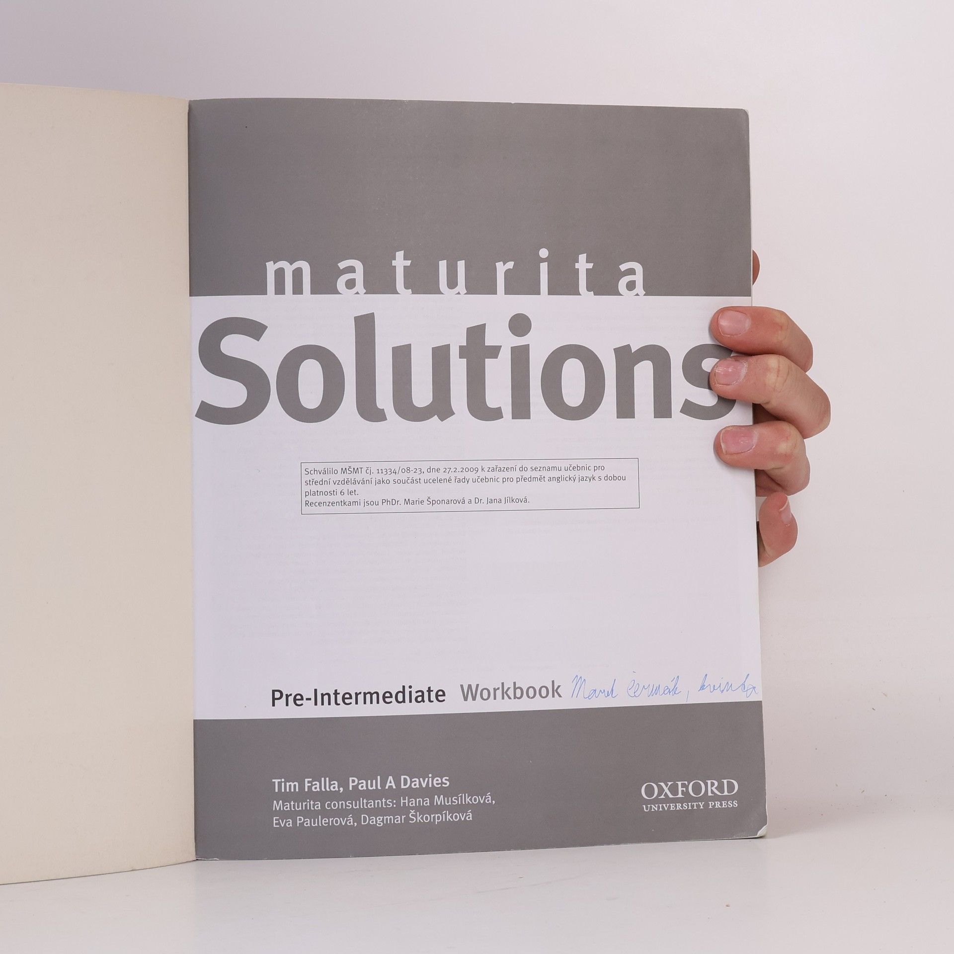 Tim Falla Maturita Solutions. Pre-Intermediate Workbook. Czech Edition