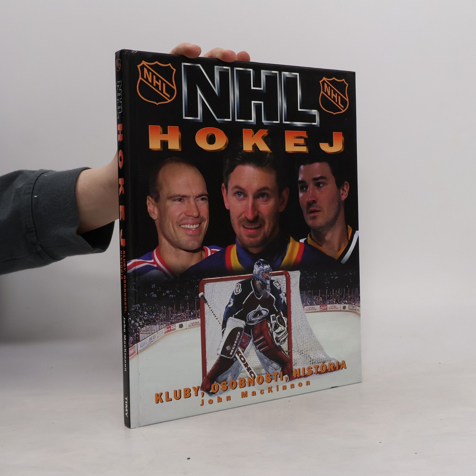 John Mackinnon NHL hokej. Kluby, osobnosti, história