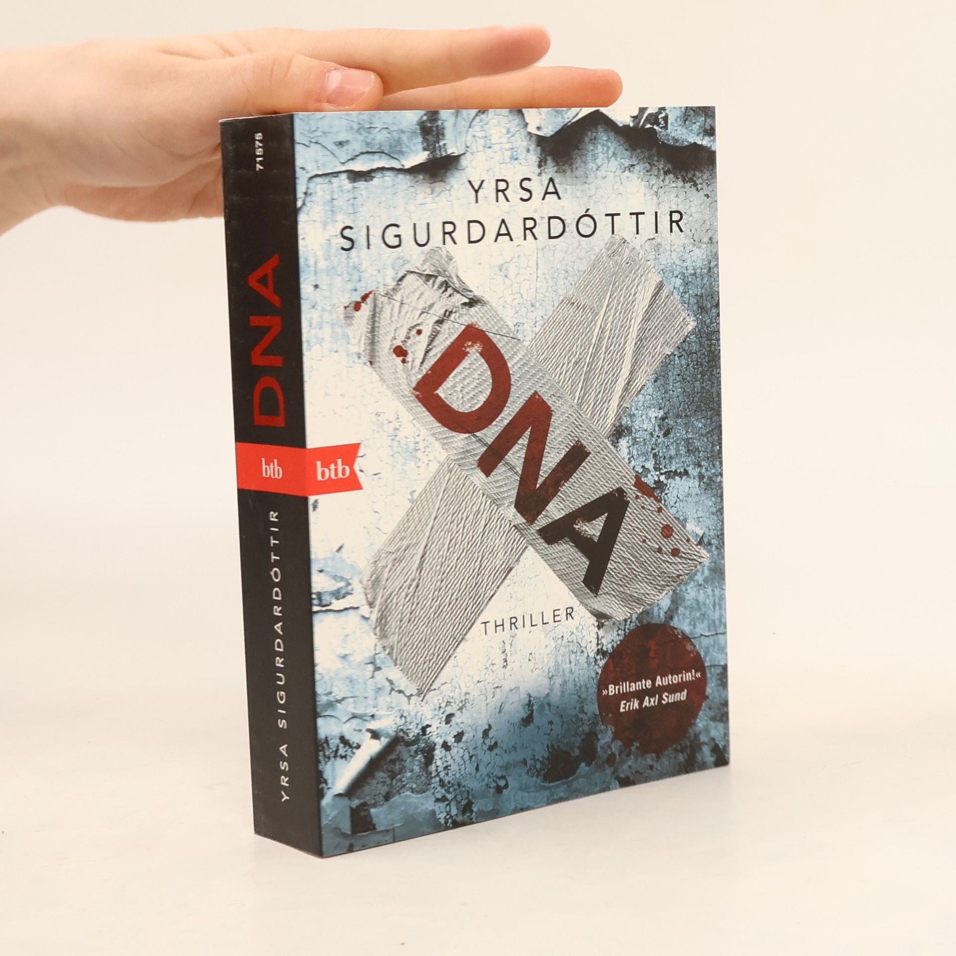 Yrsa Sigurðardóttir DNA