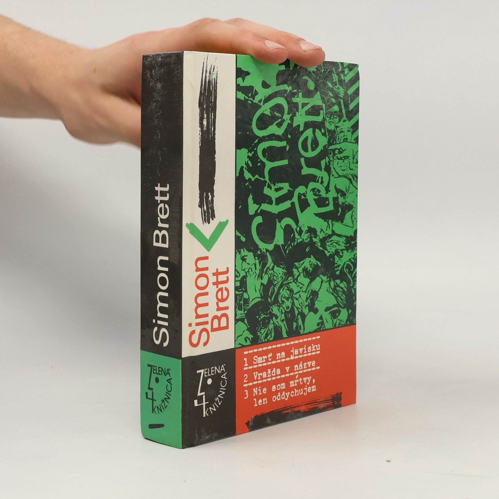 Smrť na javisku. Vražda v názve. Nie som mŕtvy, len oddychujem