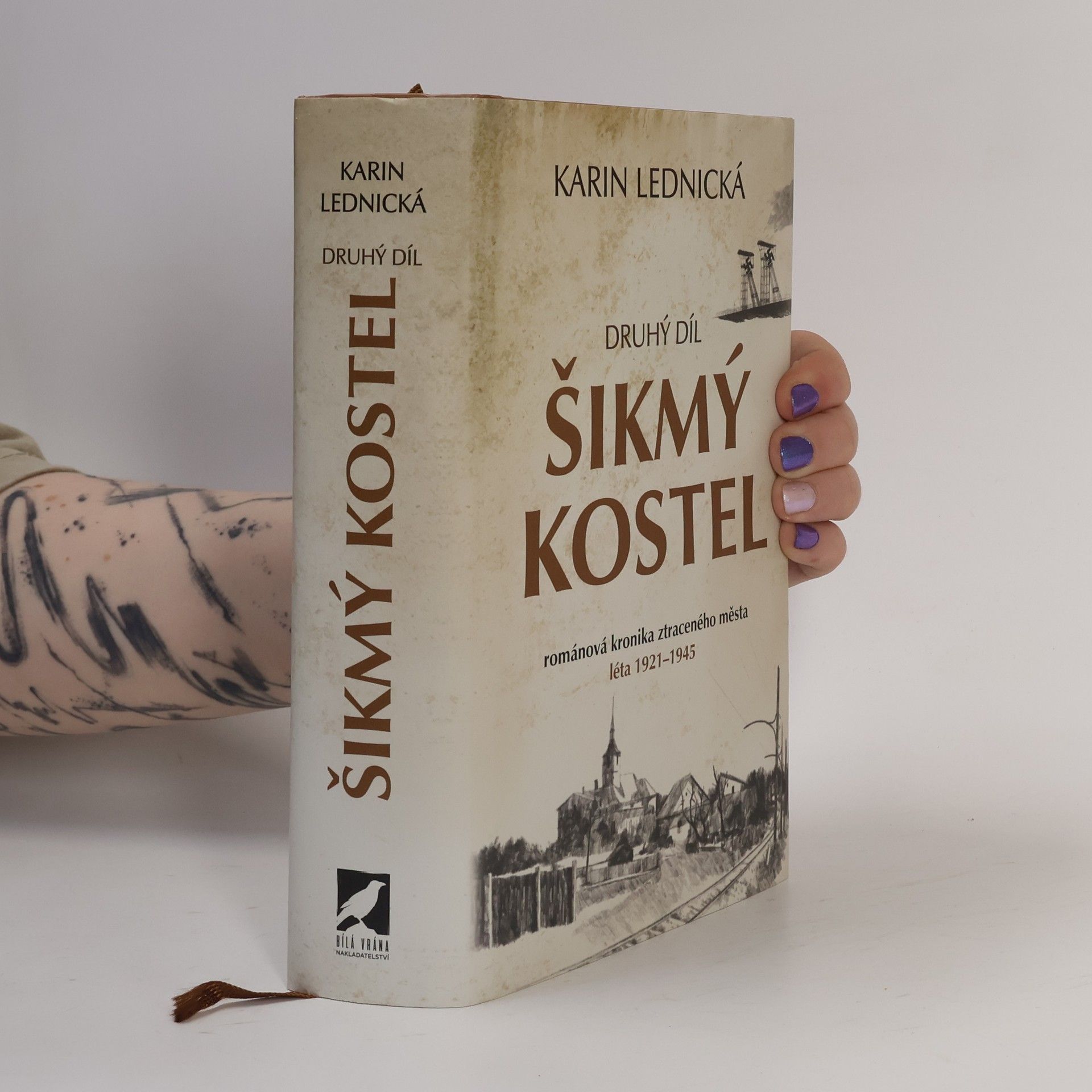 Karin Lednická Šikmý kostel 2