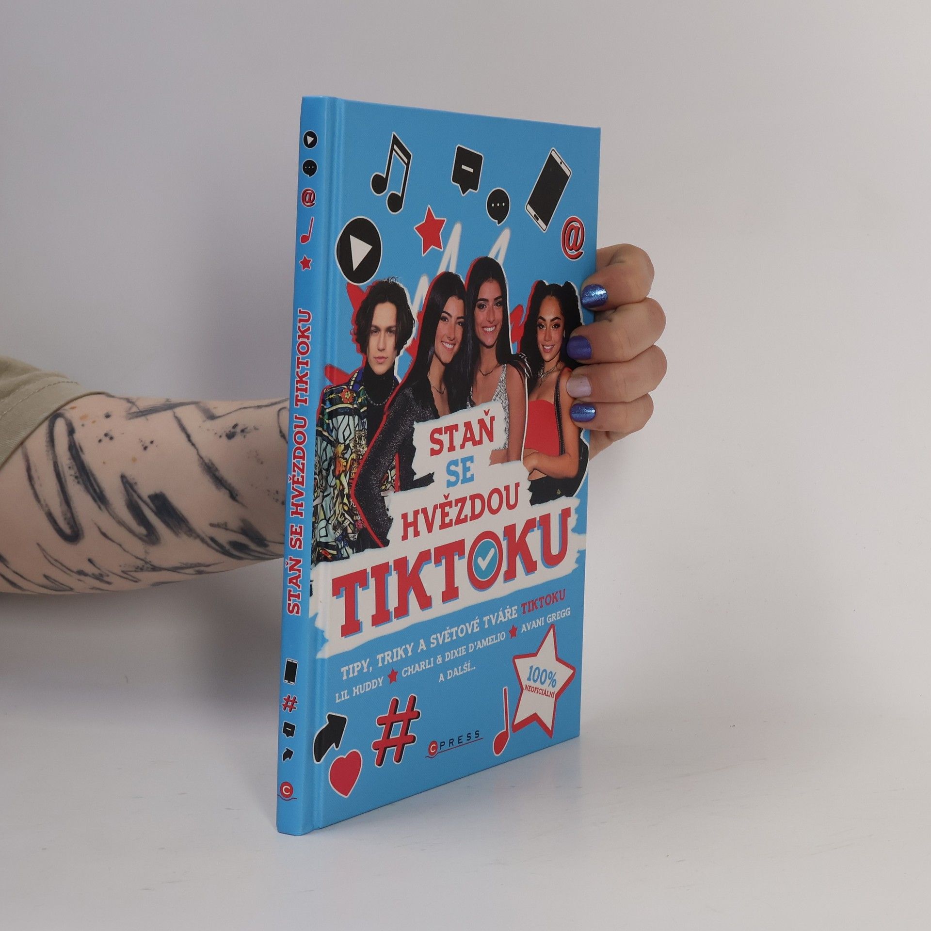 Sara Stanford Staň se hvězdou TikToku