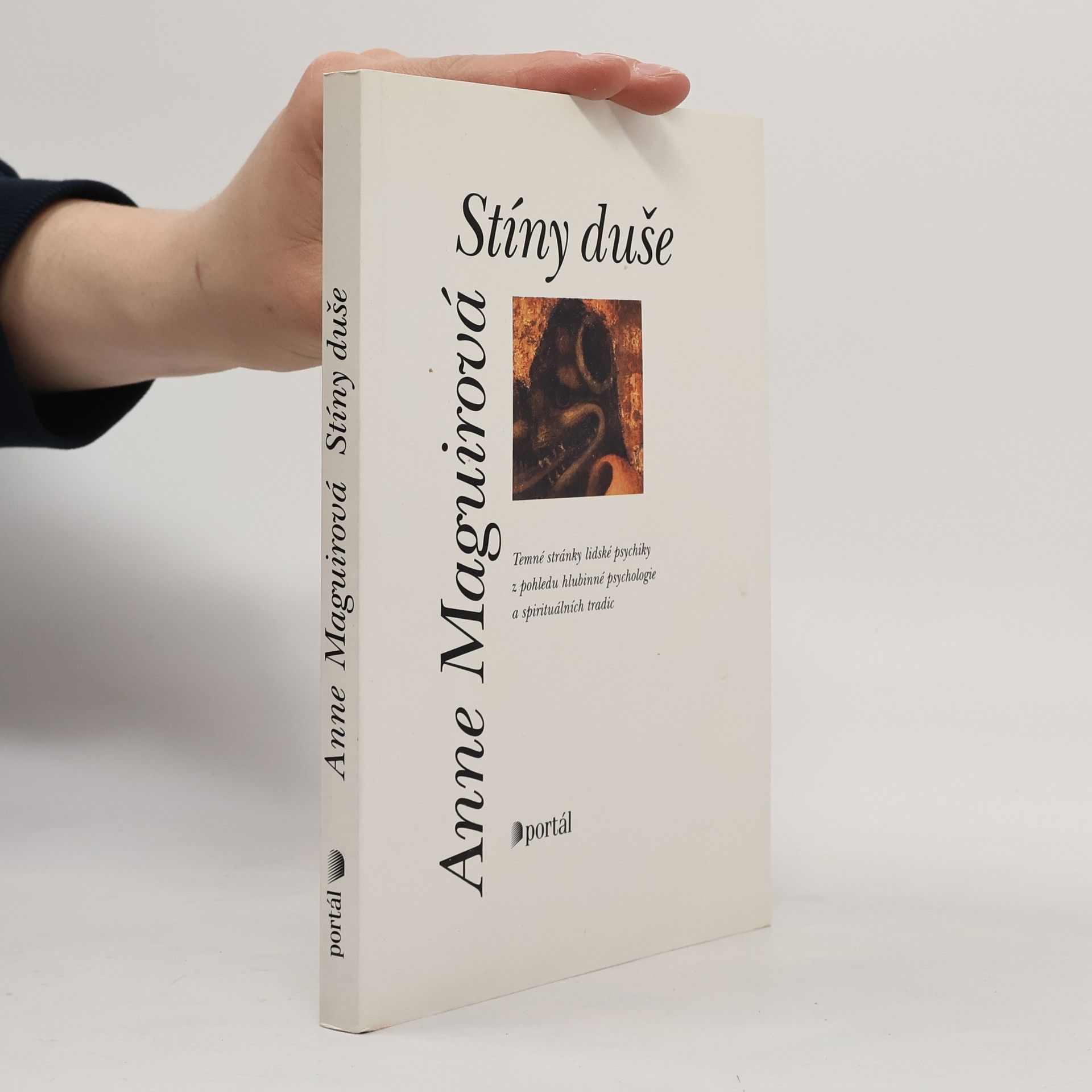 Anne Maguire Stíny duše