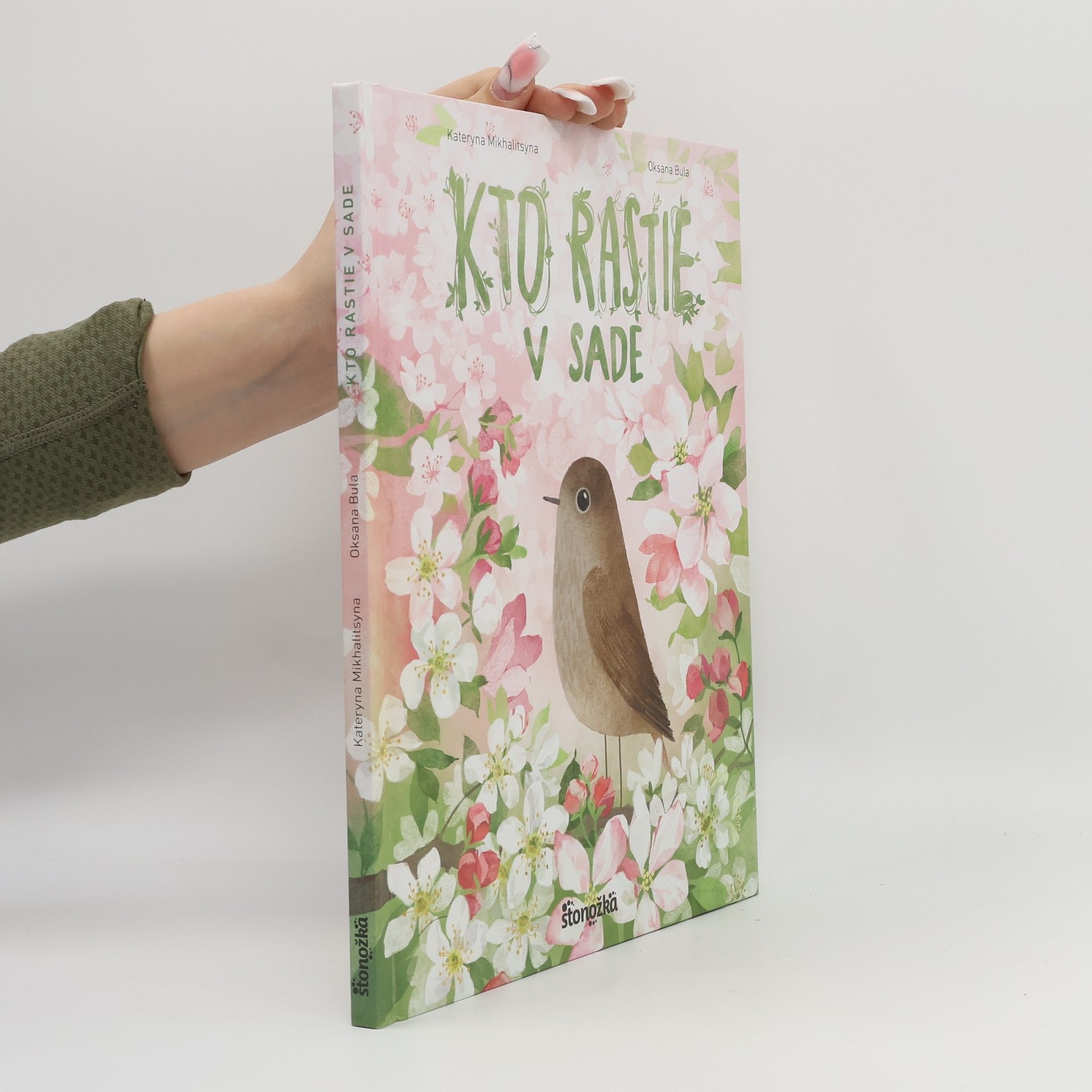 Kateryna Mìchalìcyna Kto rastie v sade