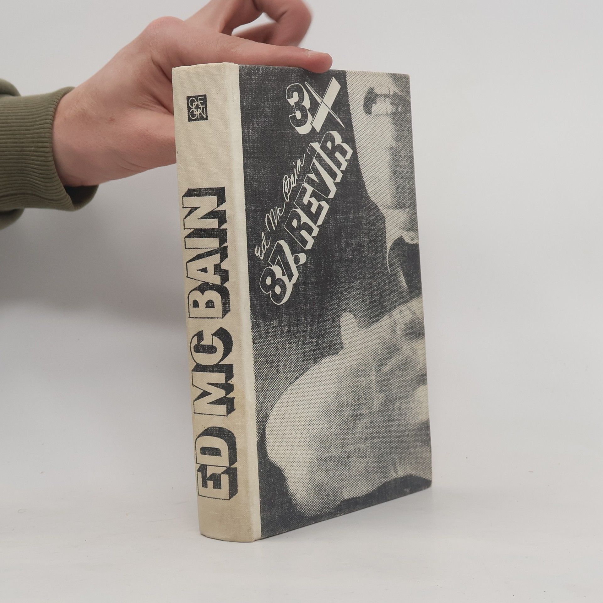 Ed McBain Třikrát 87. revír