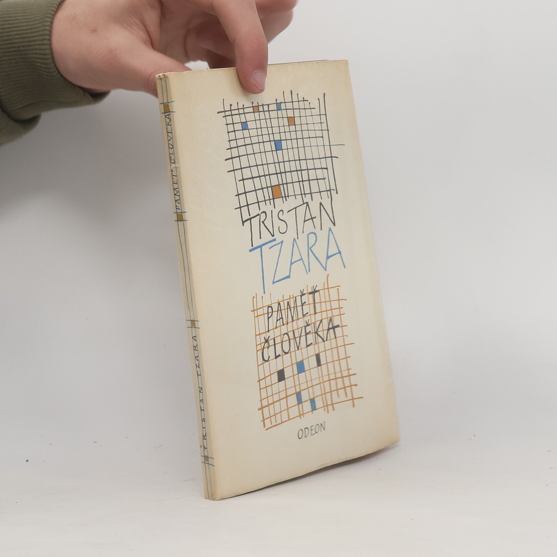 Tristan Tzara Paměť člověka