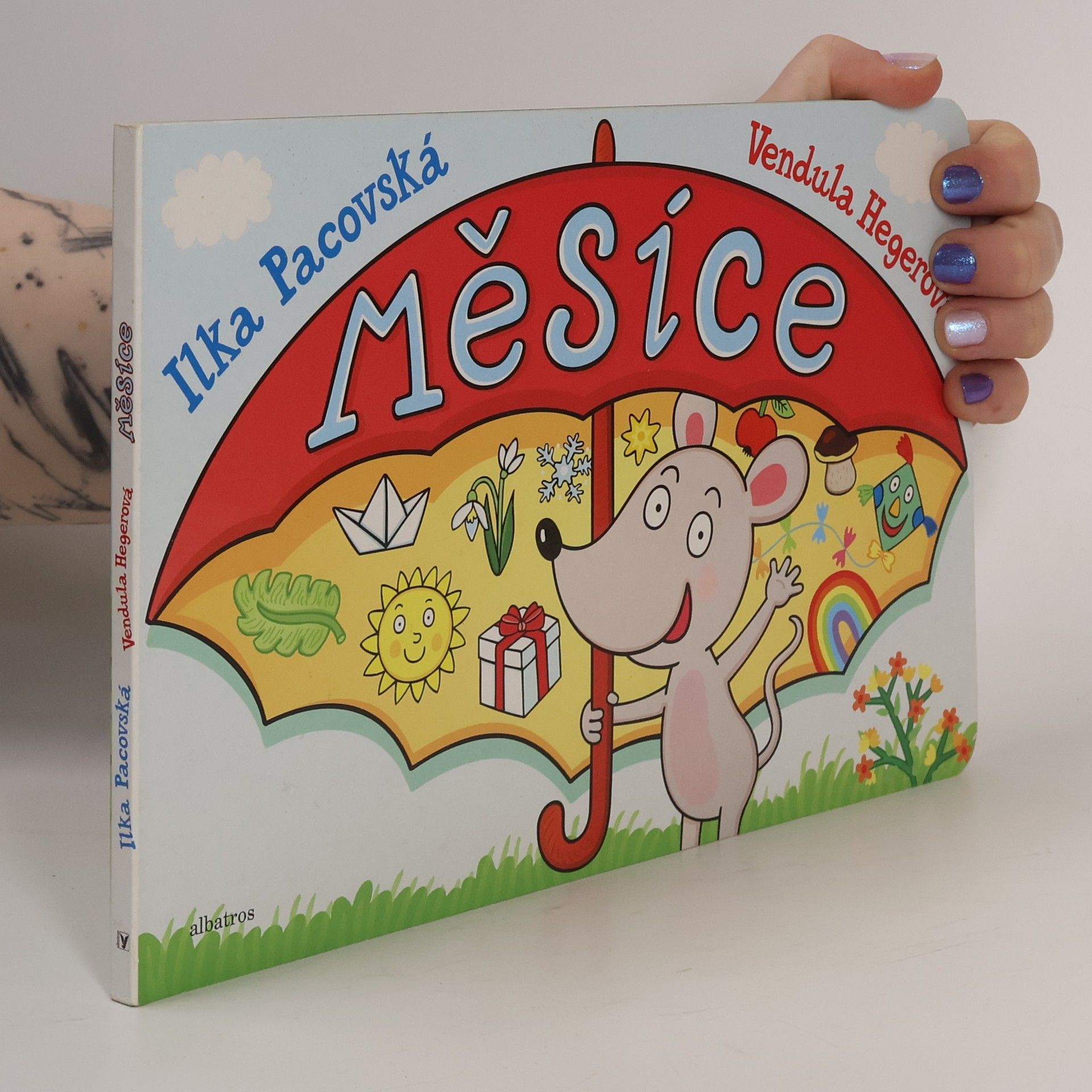 Vendula Hegerová Měsíce