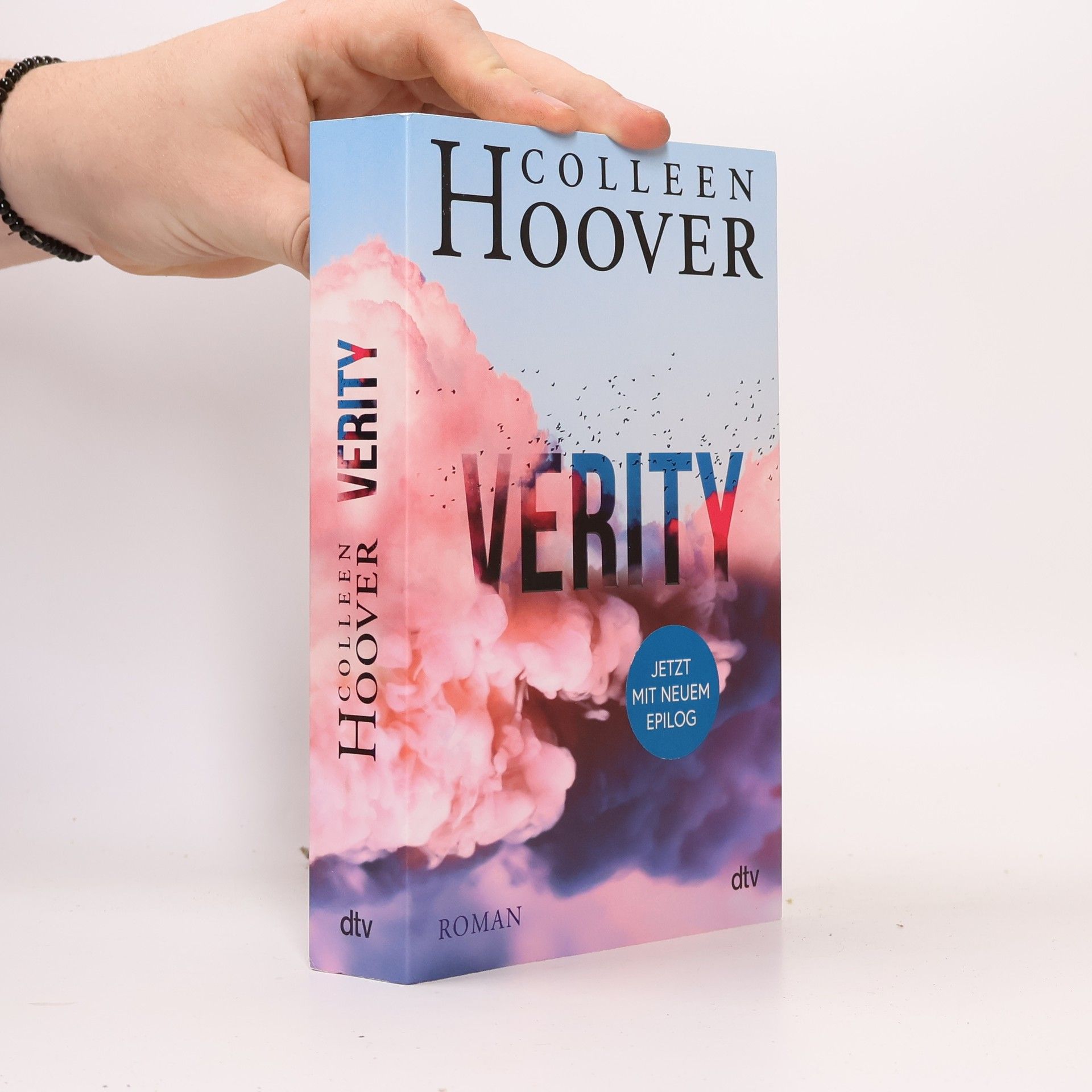 Colleen Hoover Verity