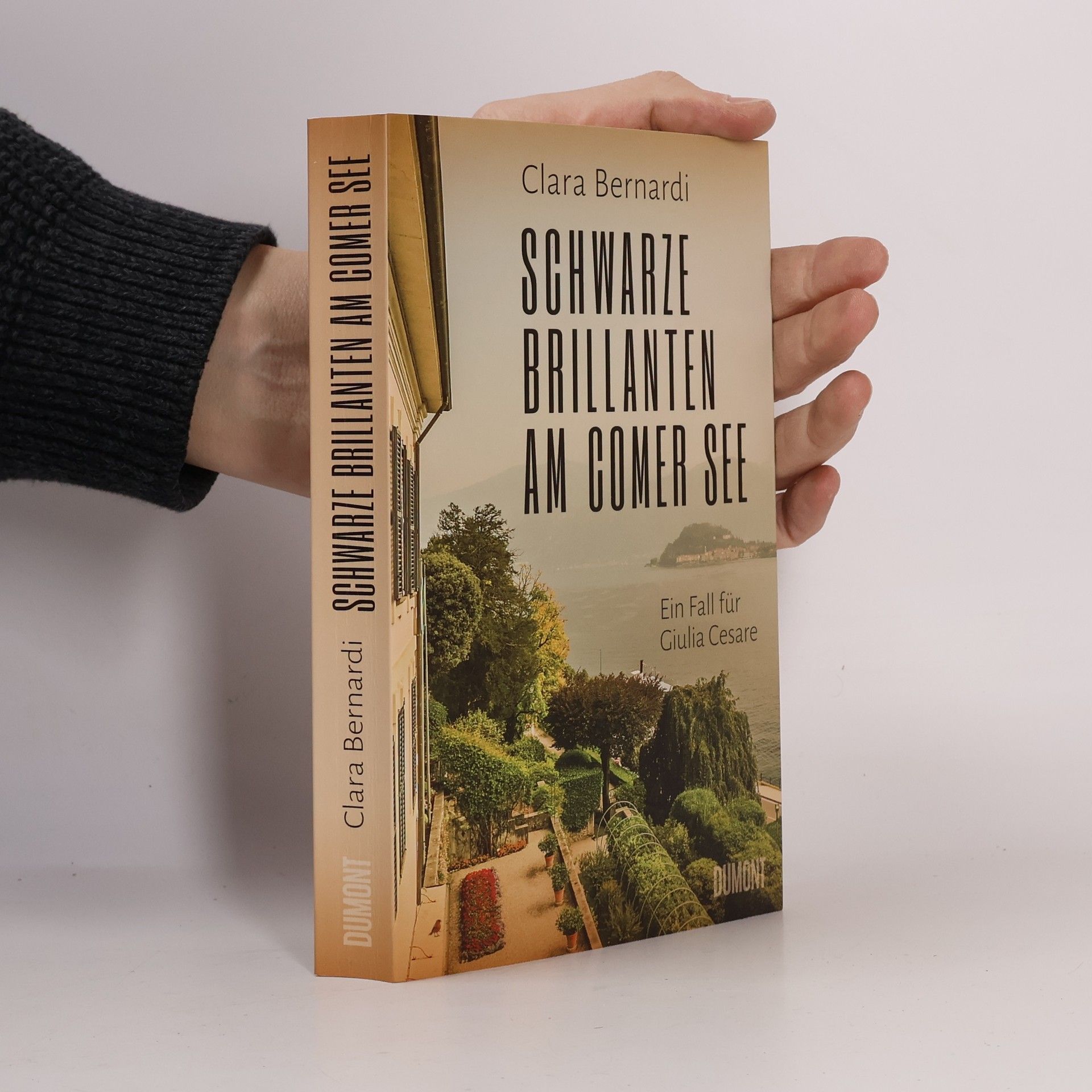 Clara Bernardi Schwarze Brillanten am Comer See